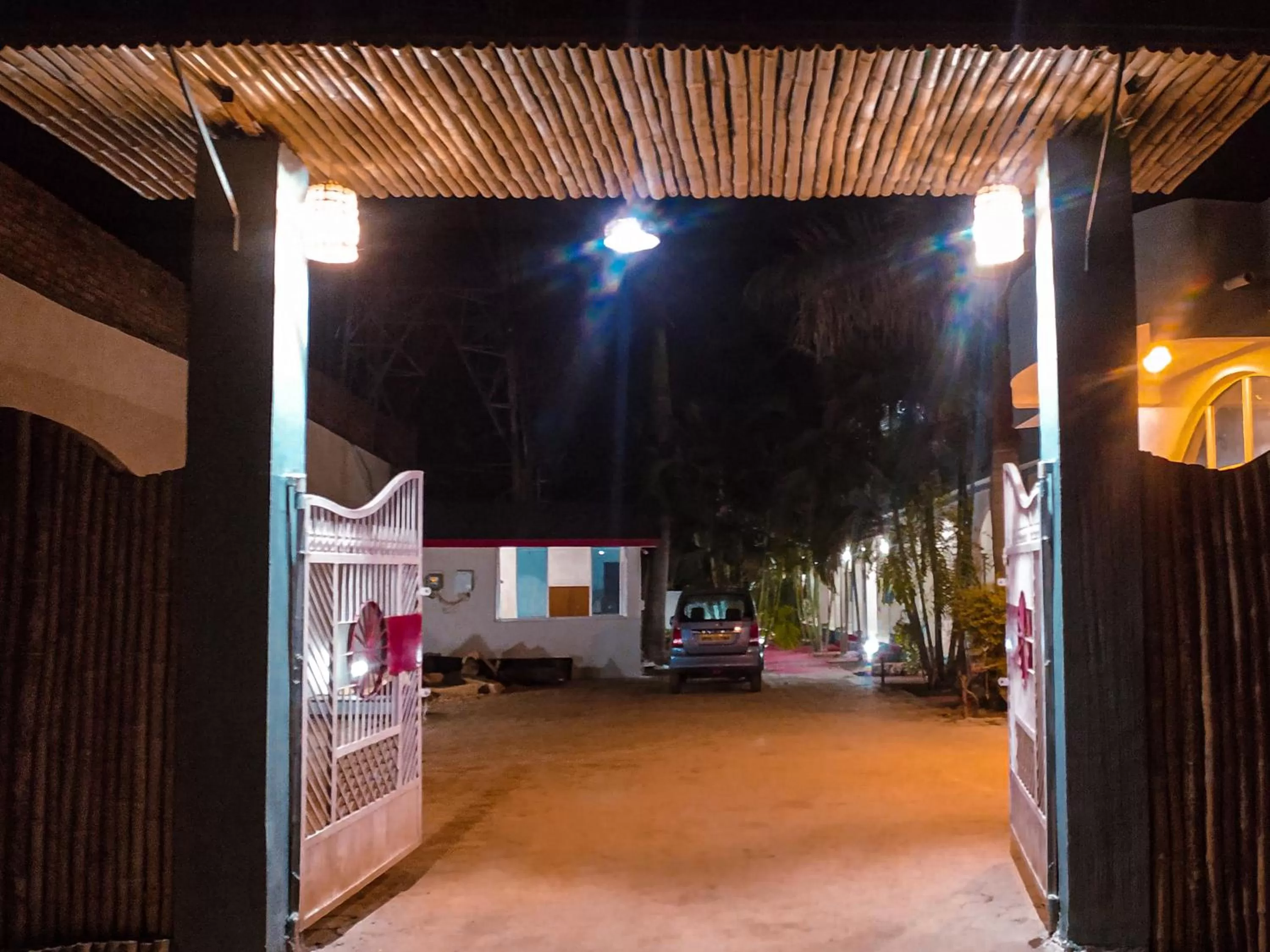 Property building in Hotel Jungle Palace Resort