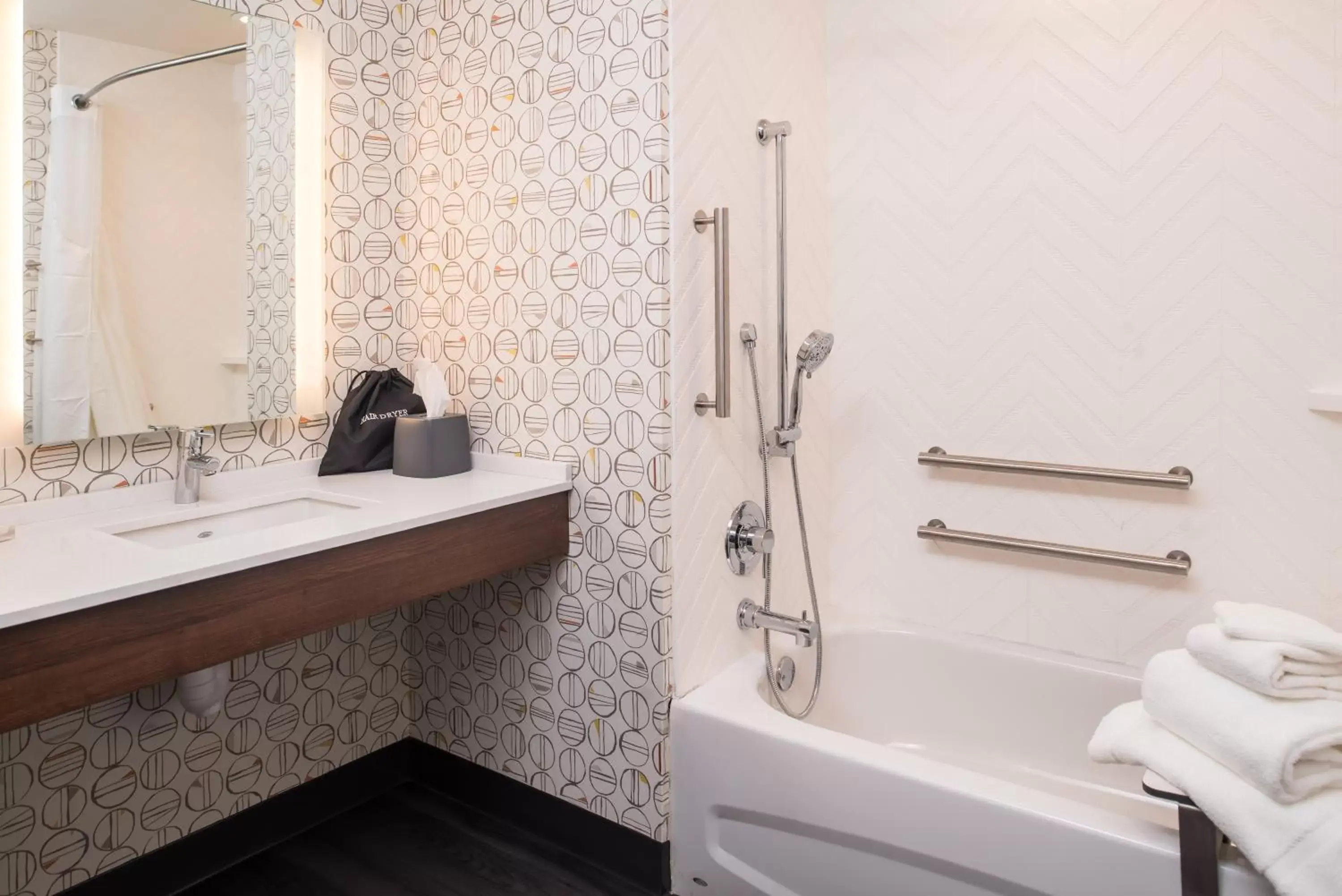 Photo of the whole room, Bathroom in Holiday Inn Joplin, an IHG Hotel