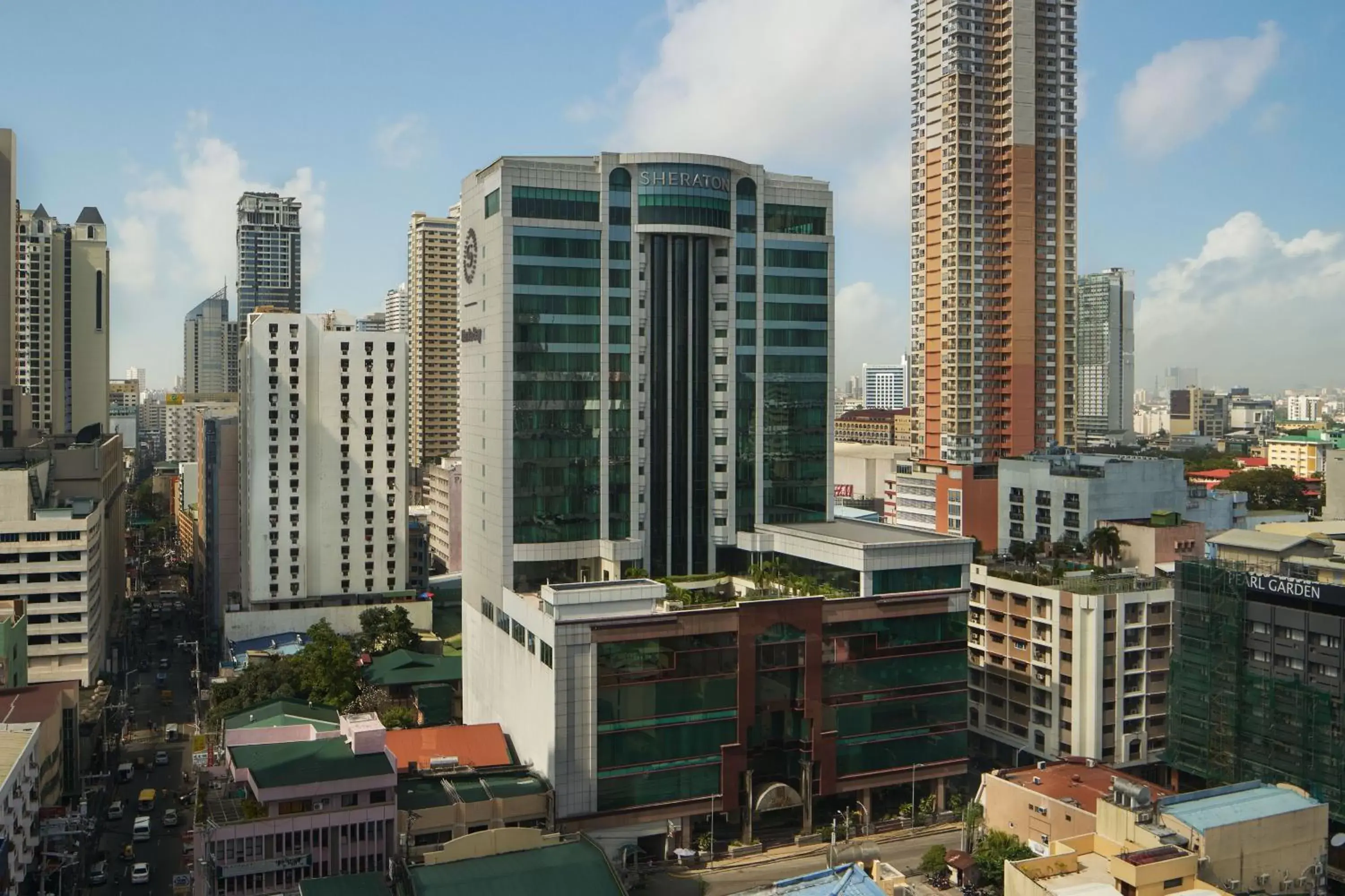 Property building in Sheraton Manila Bay