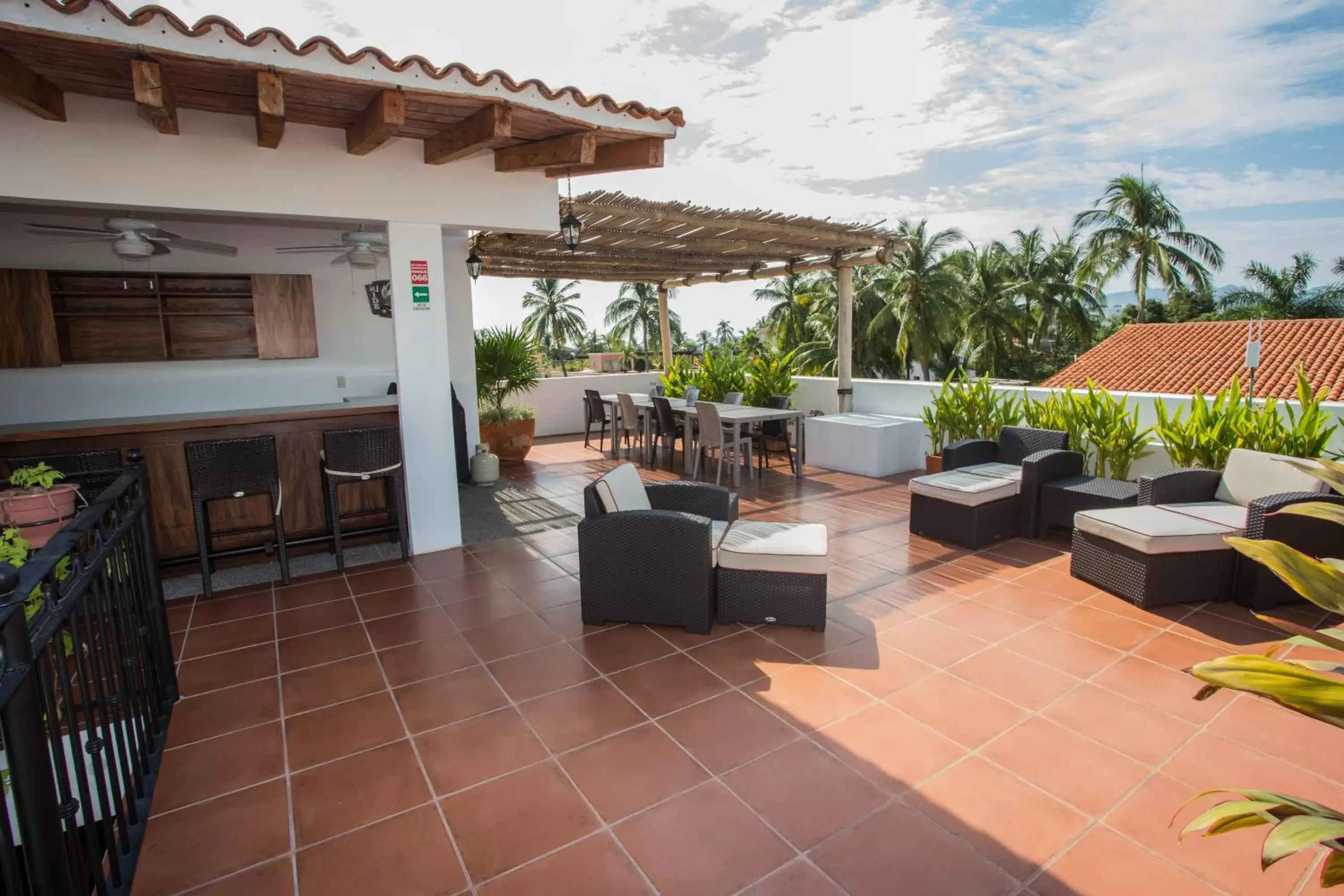 Patio, Lounge/Bar in Refugio del Mar Luxury Hotel Boutique