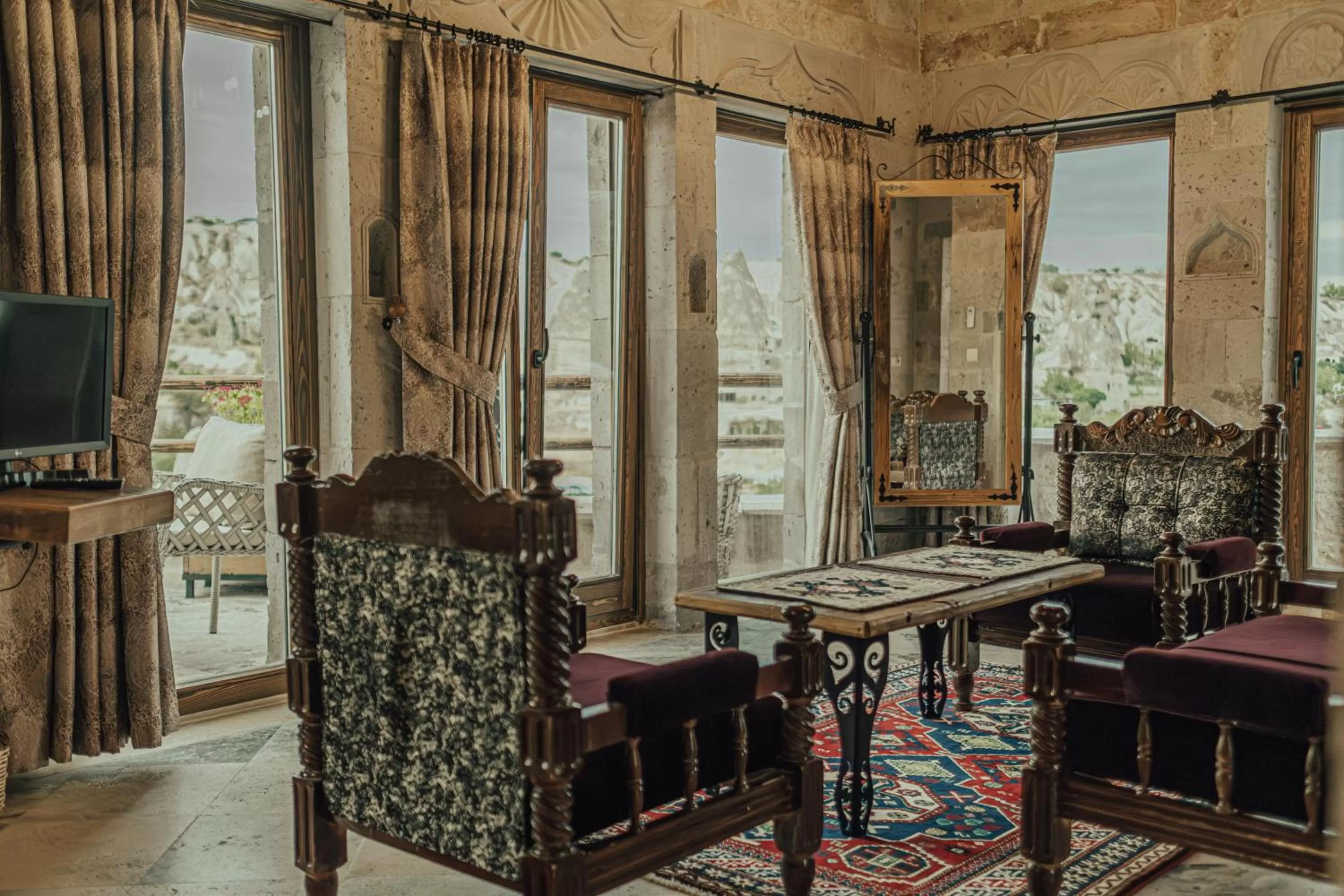 Natural landscape in Şah Saray Cave Suites Halal Hotel