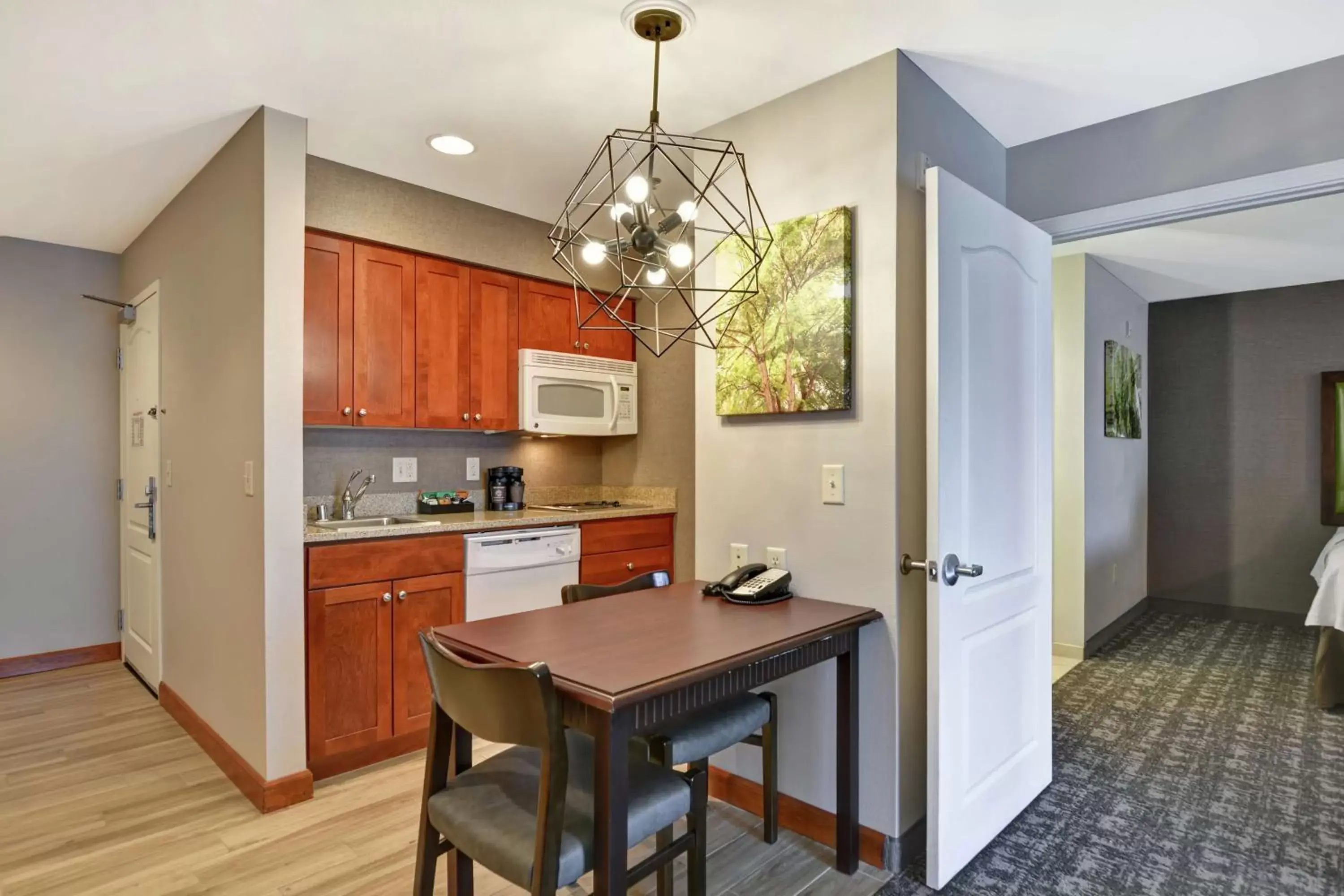 Kitchen or kitchenette, Kitchen/Kitchenette in Homewood Suites by Hilton Reno