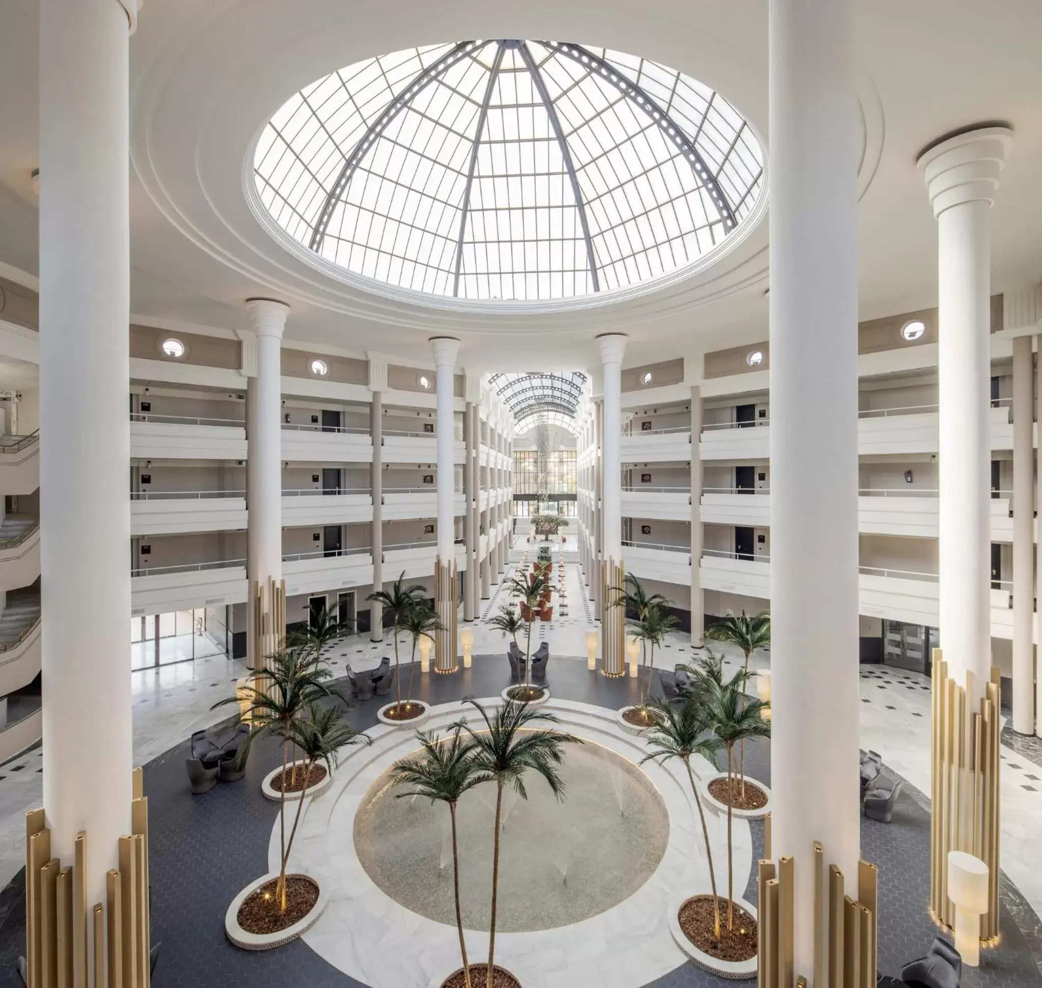 Lobby or reception in Ilunion Alcora Sevilla