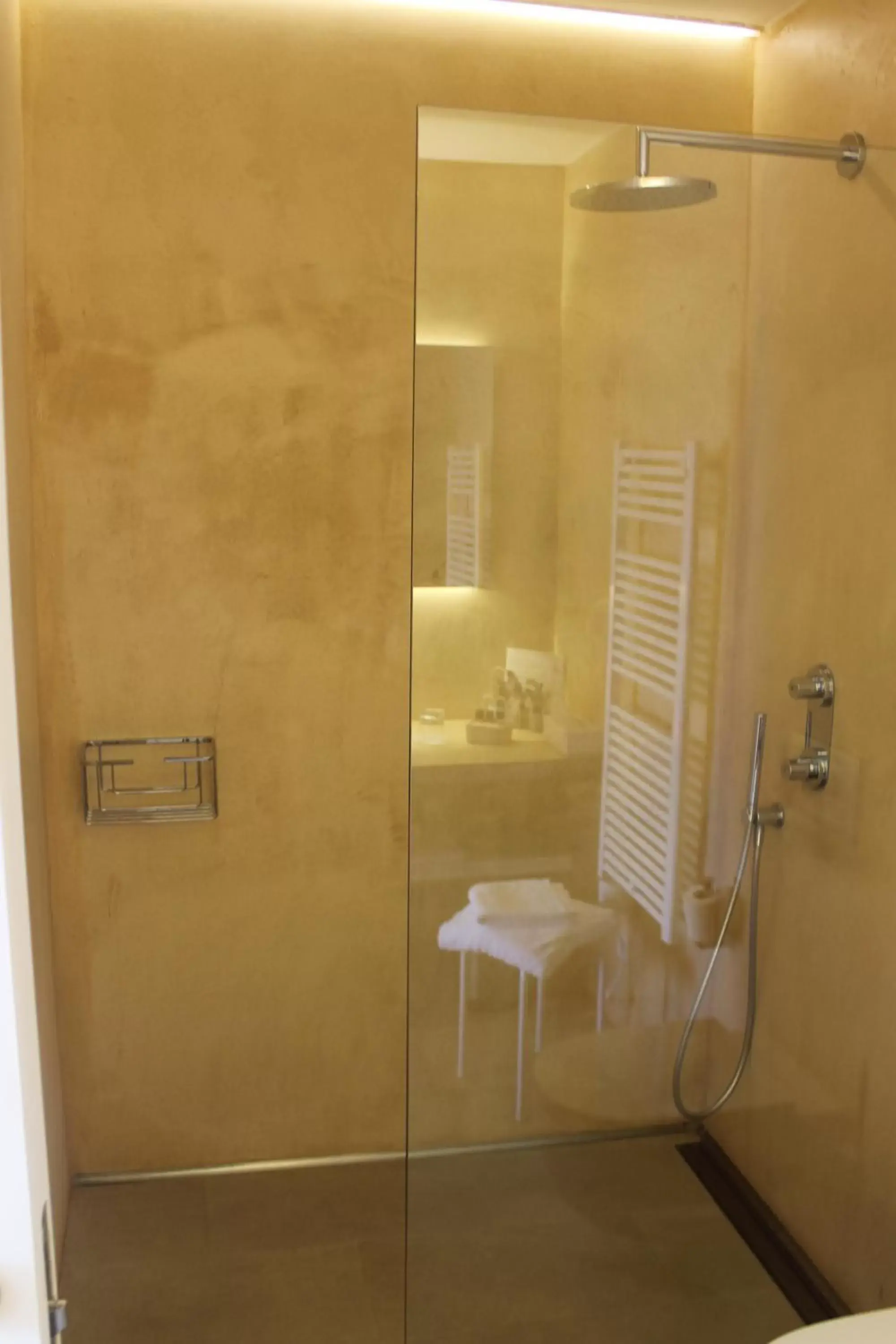 Shower, Bathroom in Hostalet de Begur - Adults Only