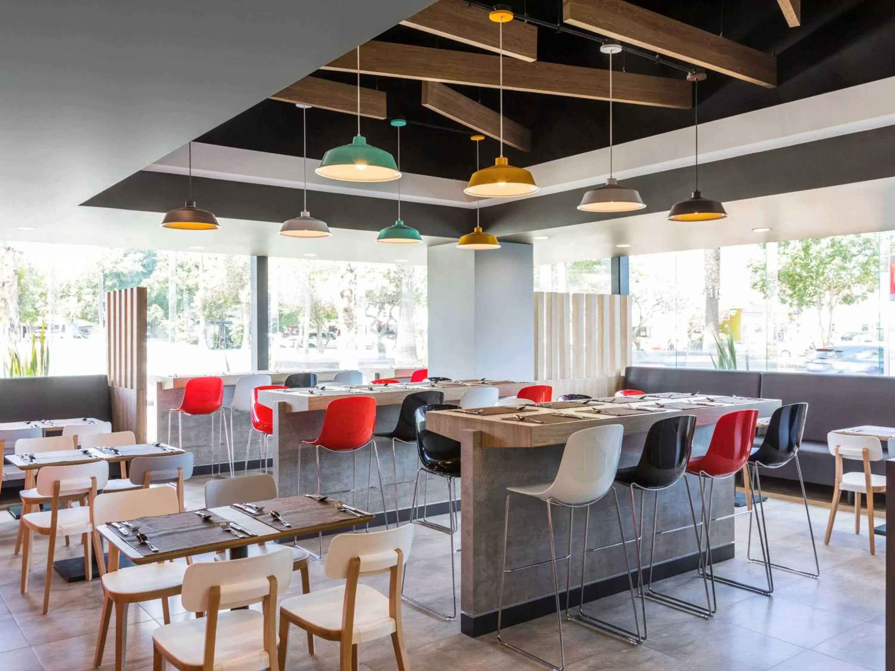Property building, Restaurant/Places to Eat in ibis Tijuana