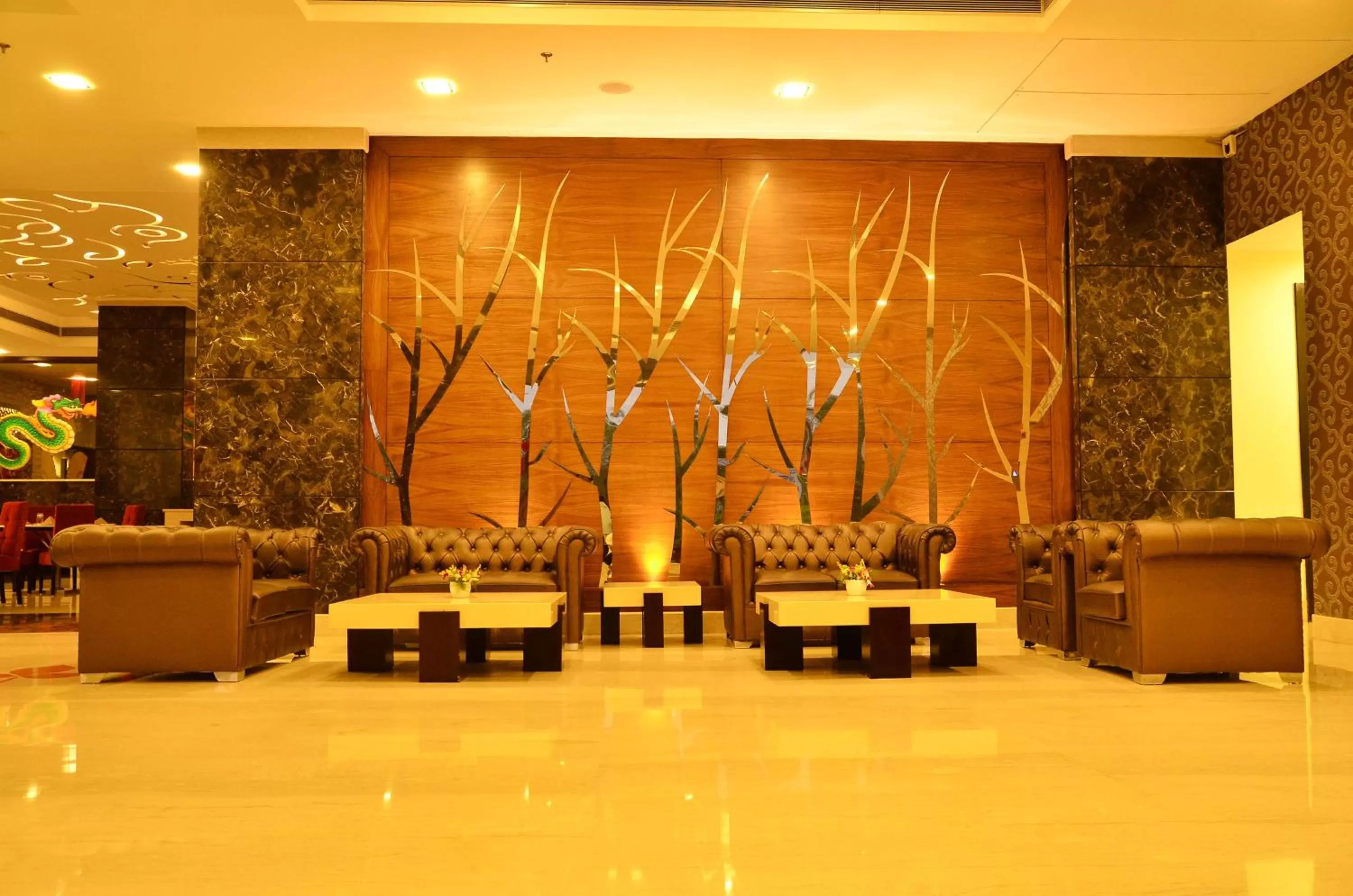Lobby or reception in Ramada Jamshedpur Bistupur