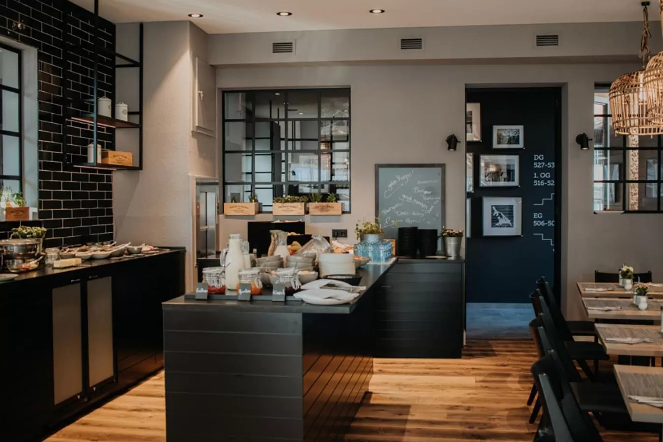 Buffet breakfast in Hotel Boje06