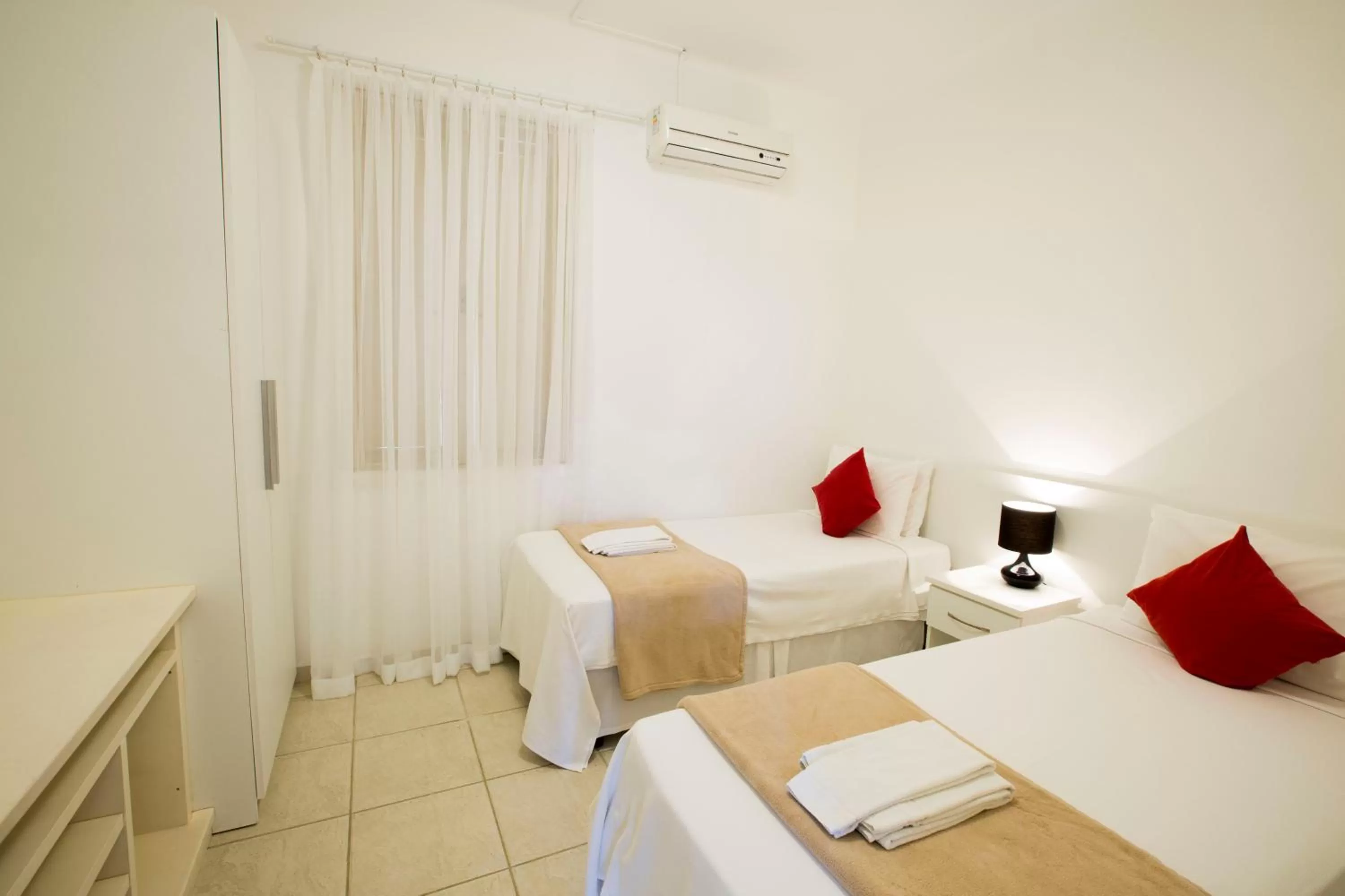 Bed in Sugar Loft Apartments