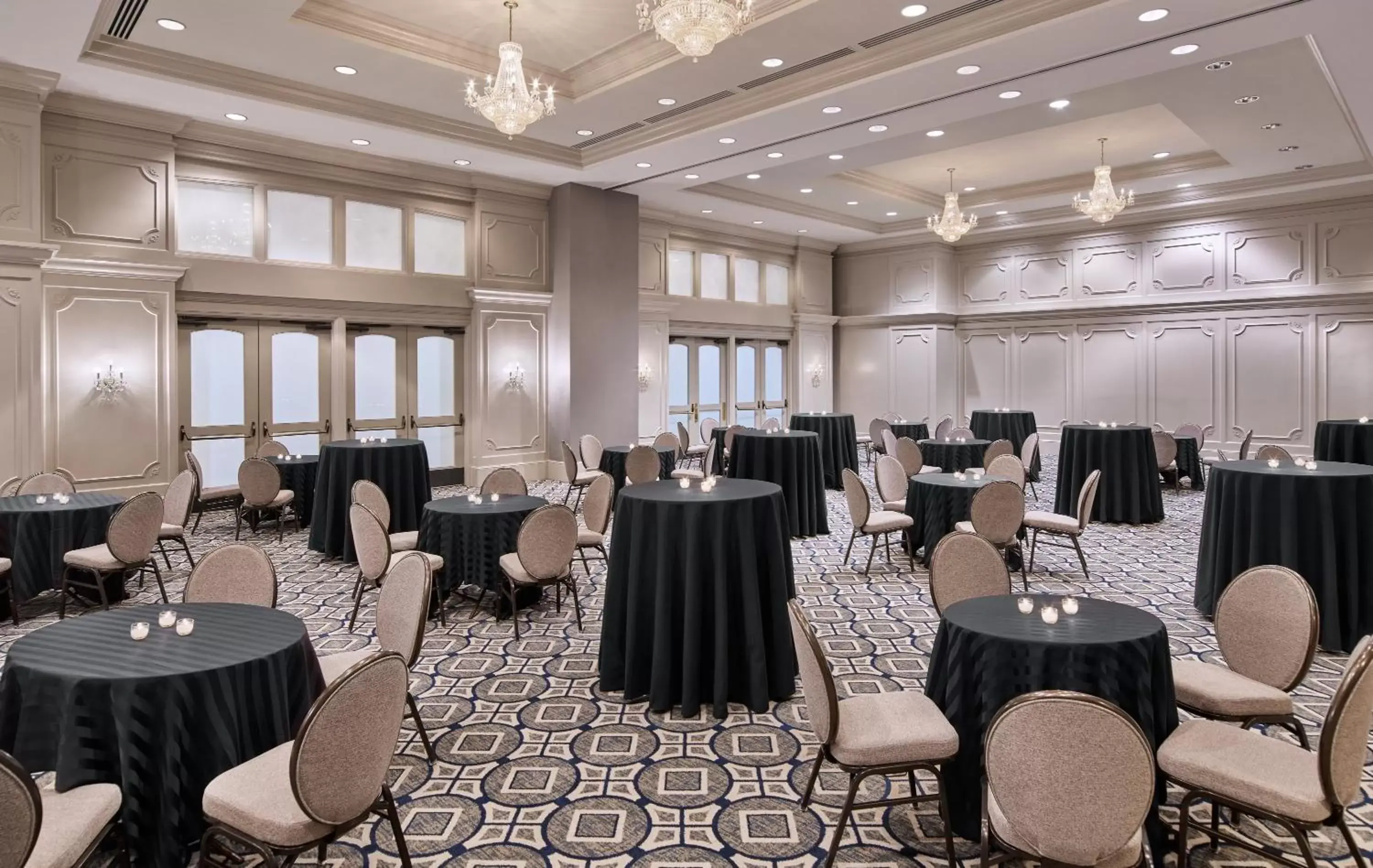 Restaurant/places to eat in Crowne Plaza New Orleans French Qtr - Astor by IHG Restaurant/places to eat in Crowne Plaza New Orleans French Qtr - Astor by IHG