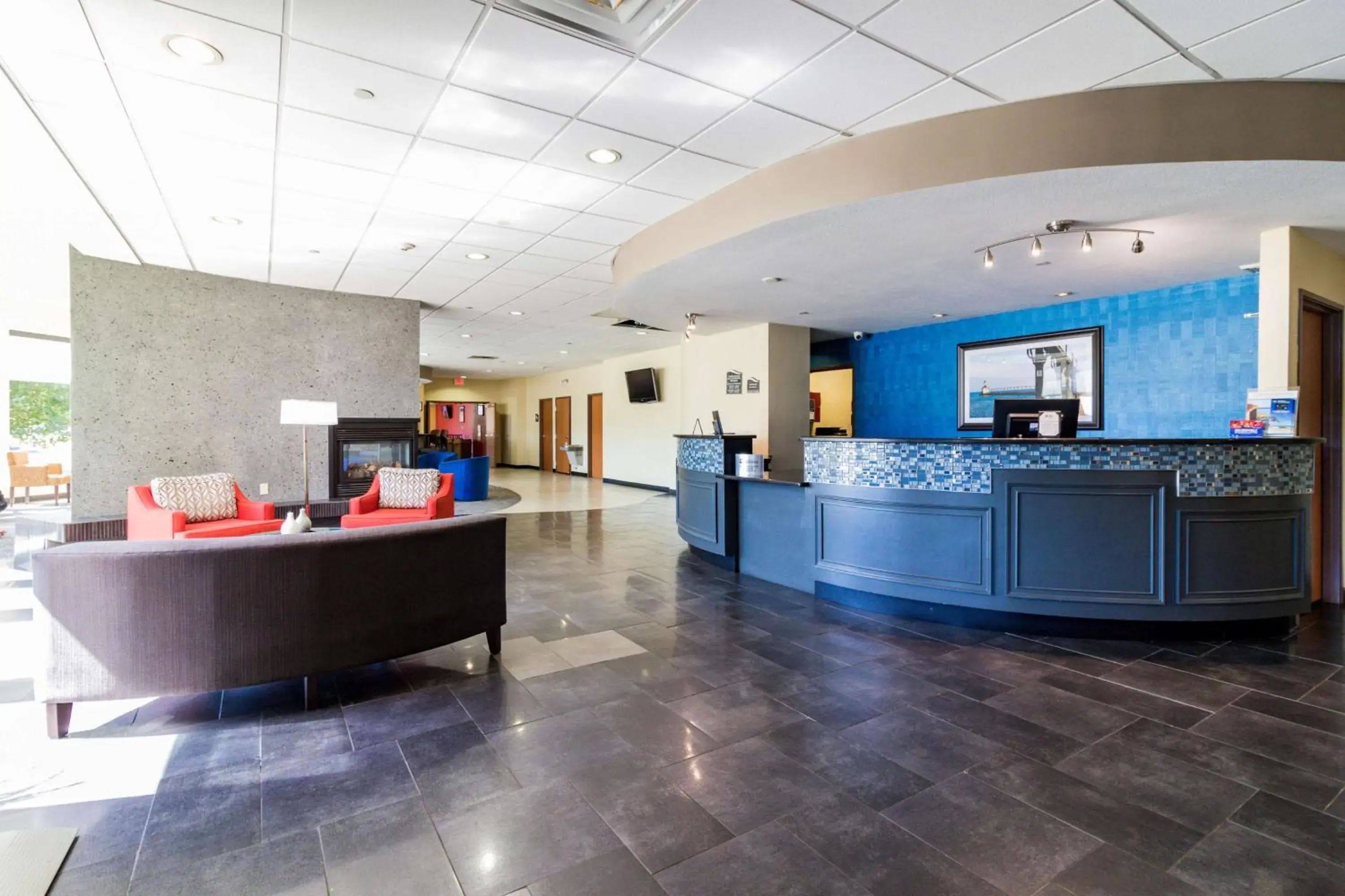 Lobby or reception, Lobby/Reception in Best Western Plus Portage Hotel and Suites