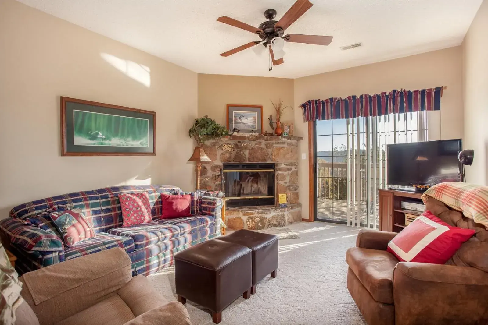 Living room, Seating Area in The Village At Indian Point Resort