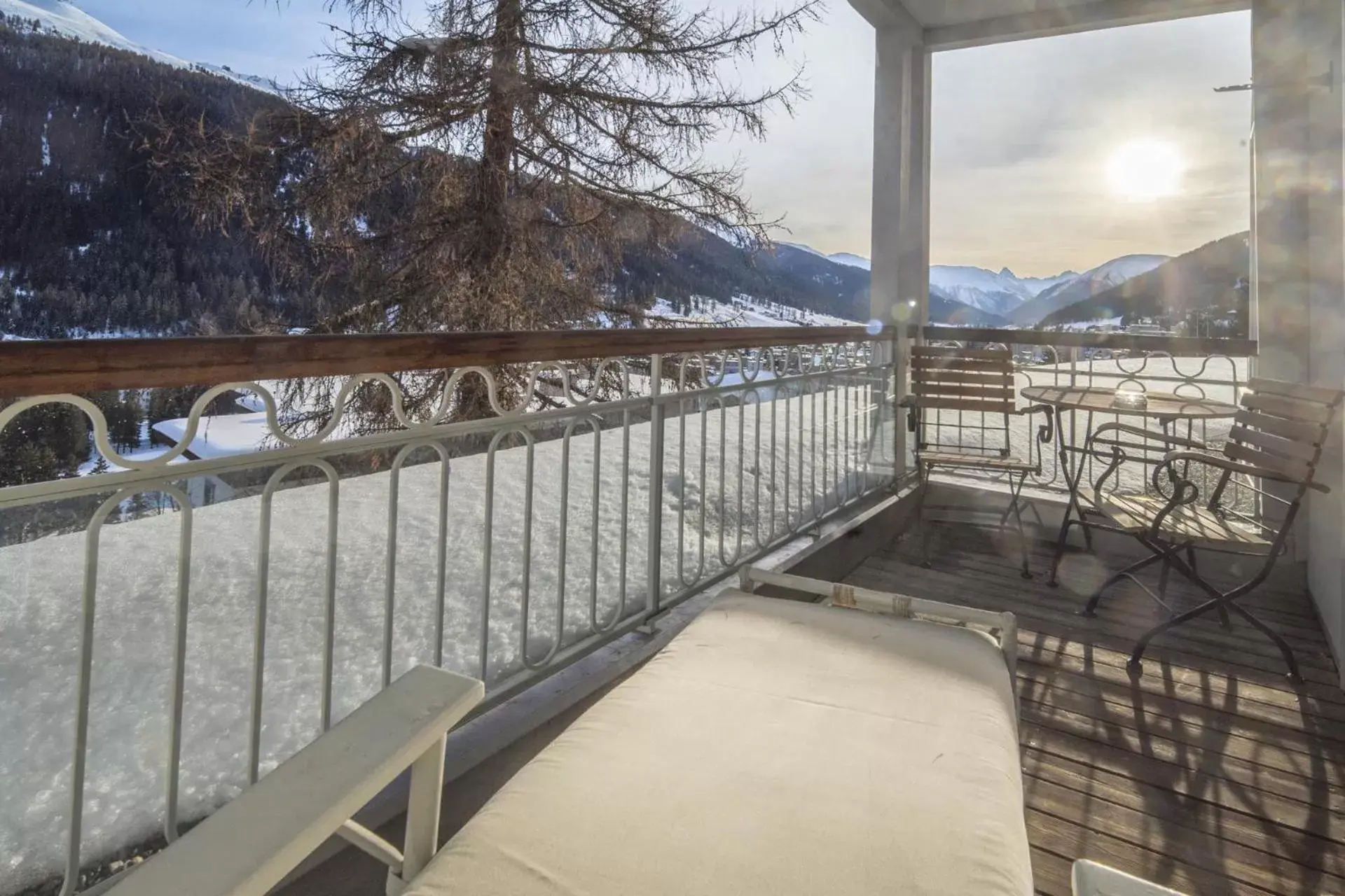 View (from property/room), Balcony/Terrace in Waldhotel & SPA Davos - for body & soul