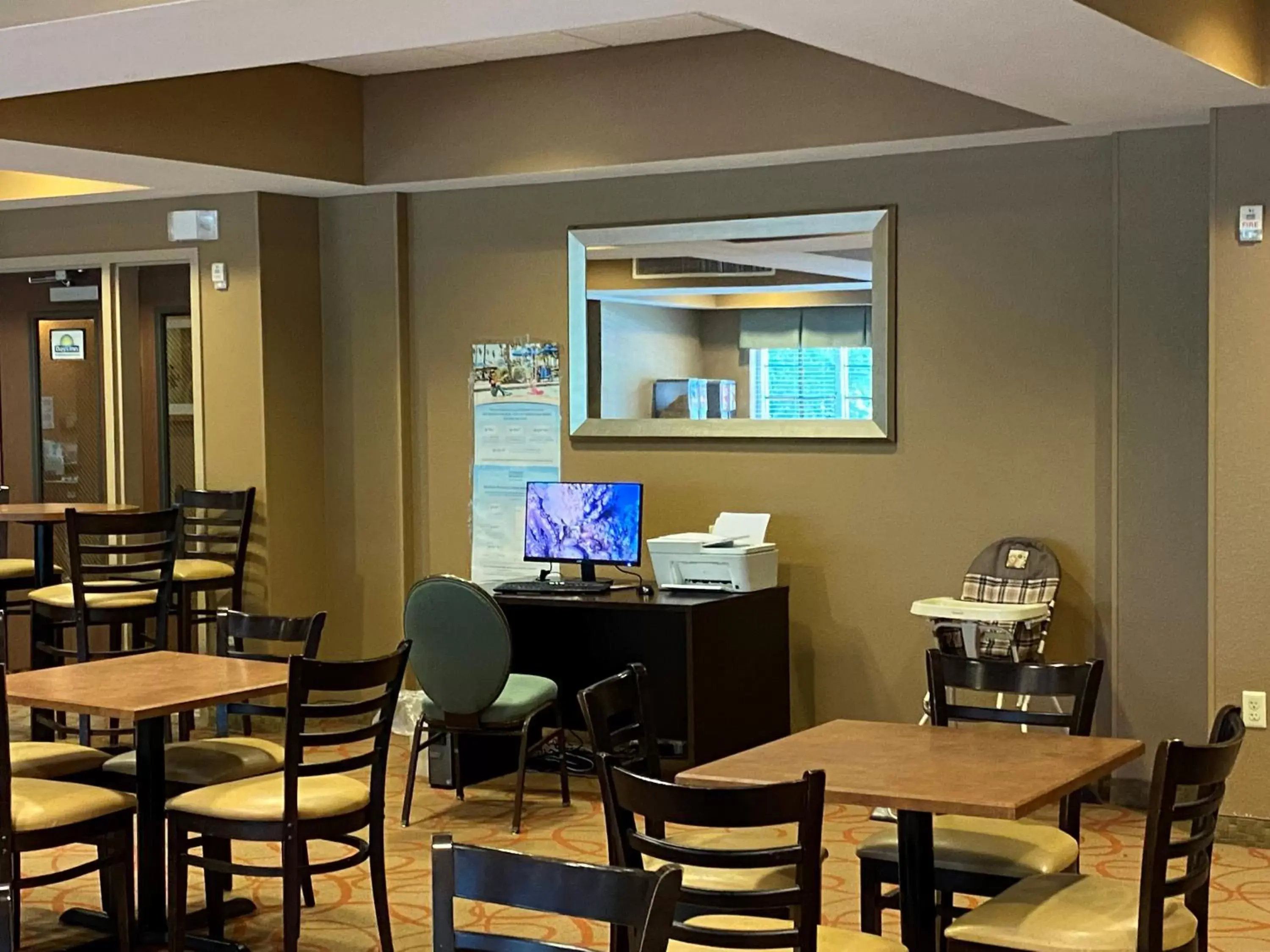 Business facilities, Restaurant/Places to Eat in Palm Coast Hotel & Suites-I-95