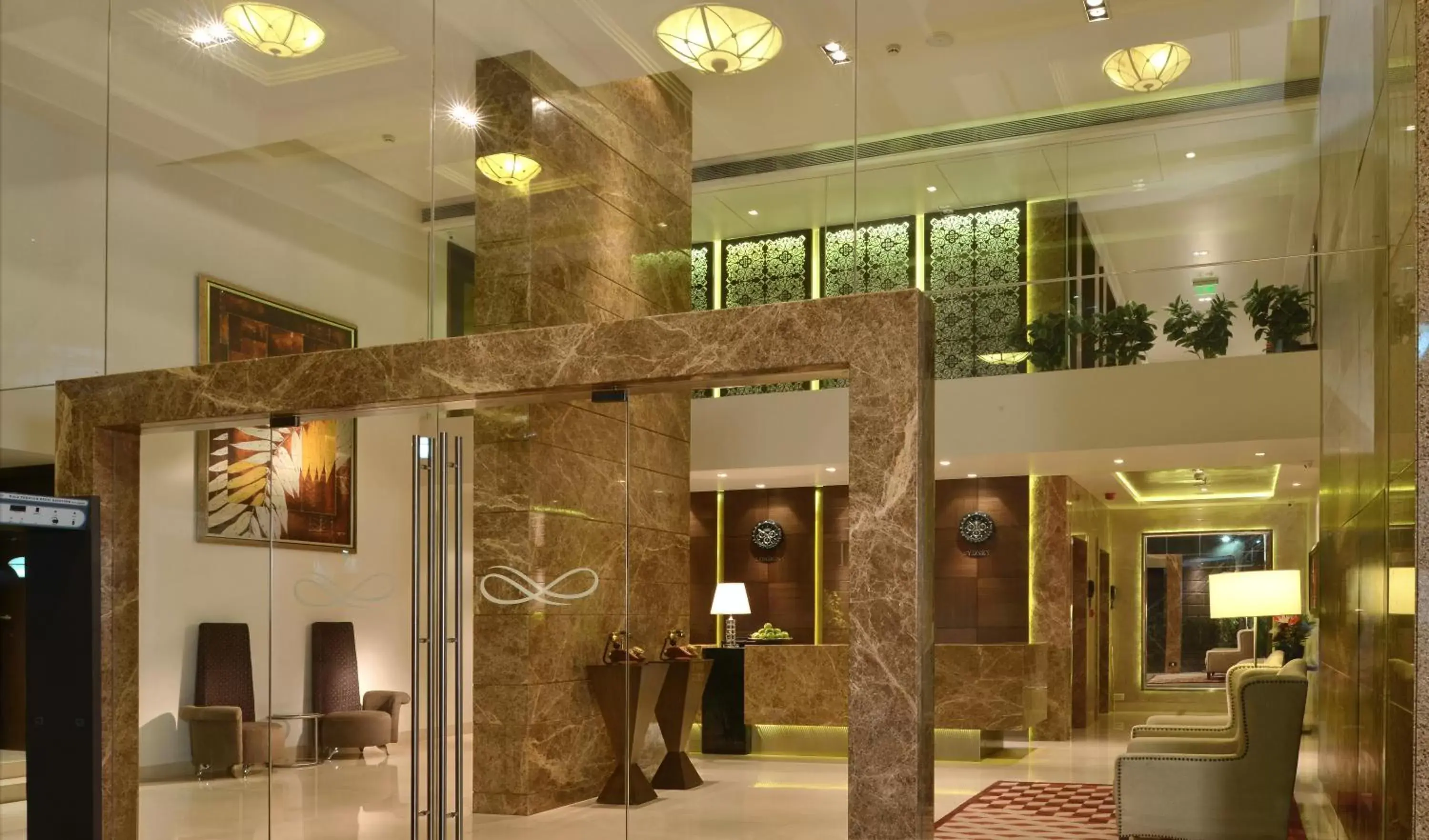 Facade/entrance, Lobby/Reception in Residency Sarovar Portico