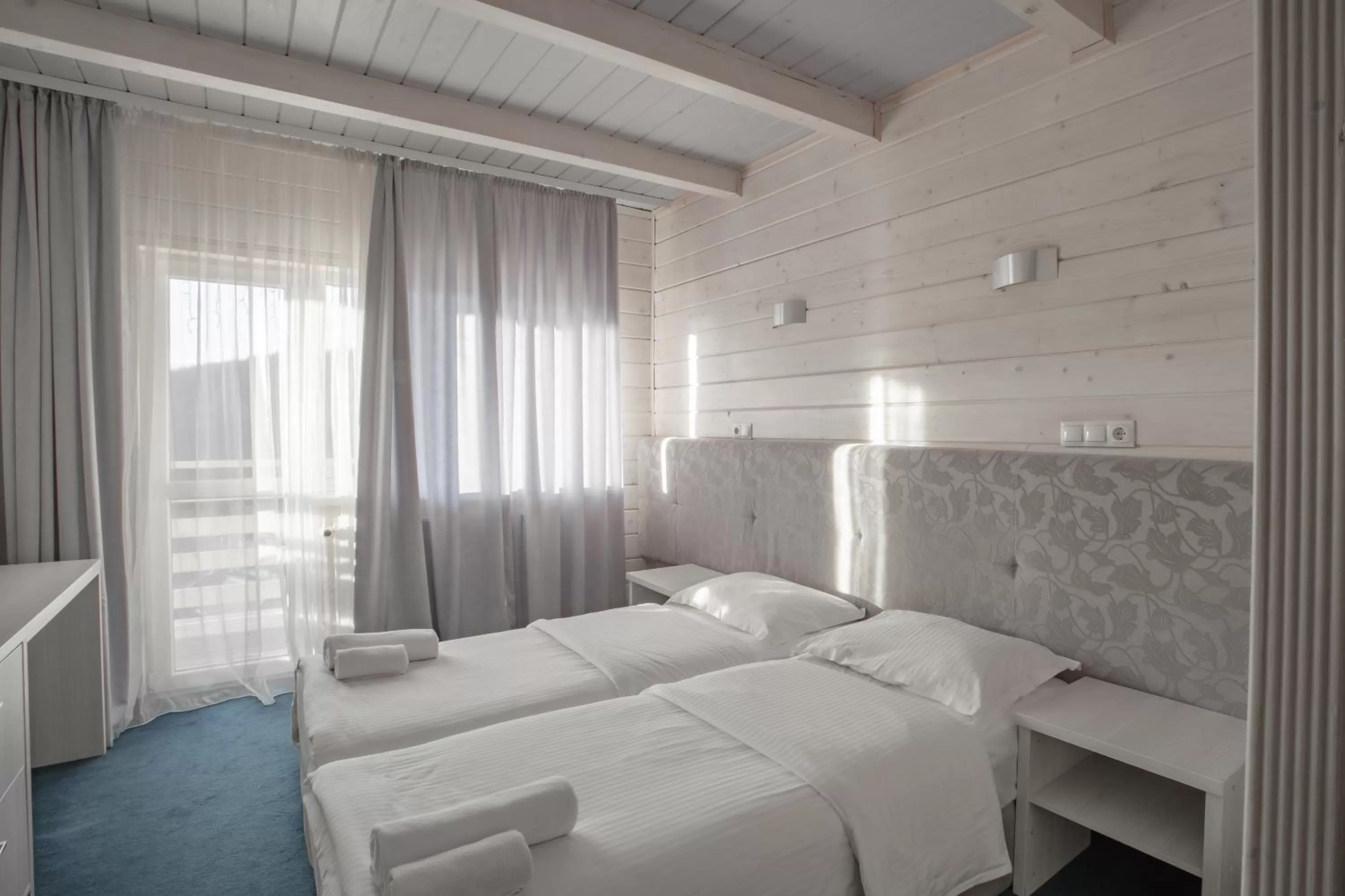 Bed in Wellland Hotel