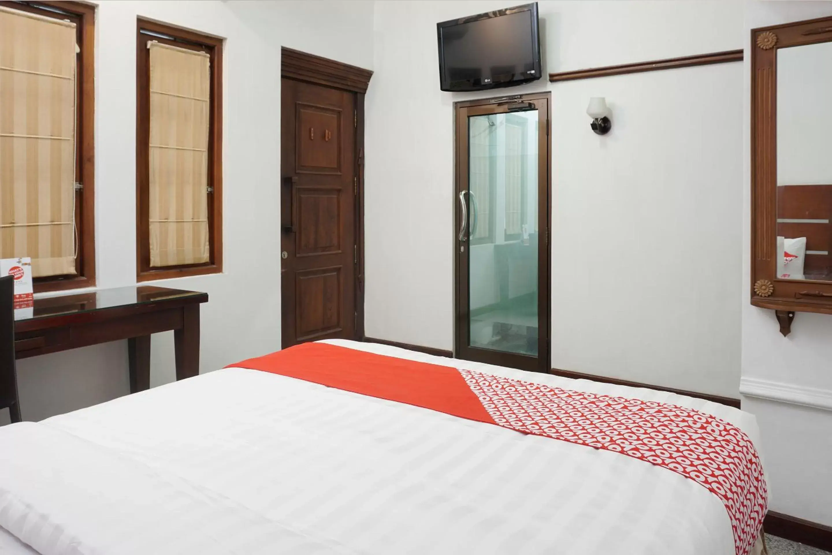 Bedroom, Bed in Capital O 514 Omah Pari Boutique Hotel