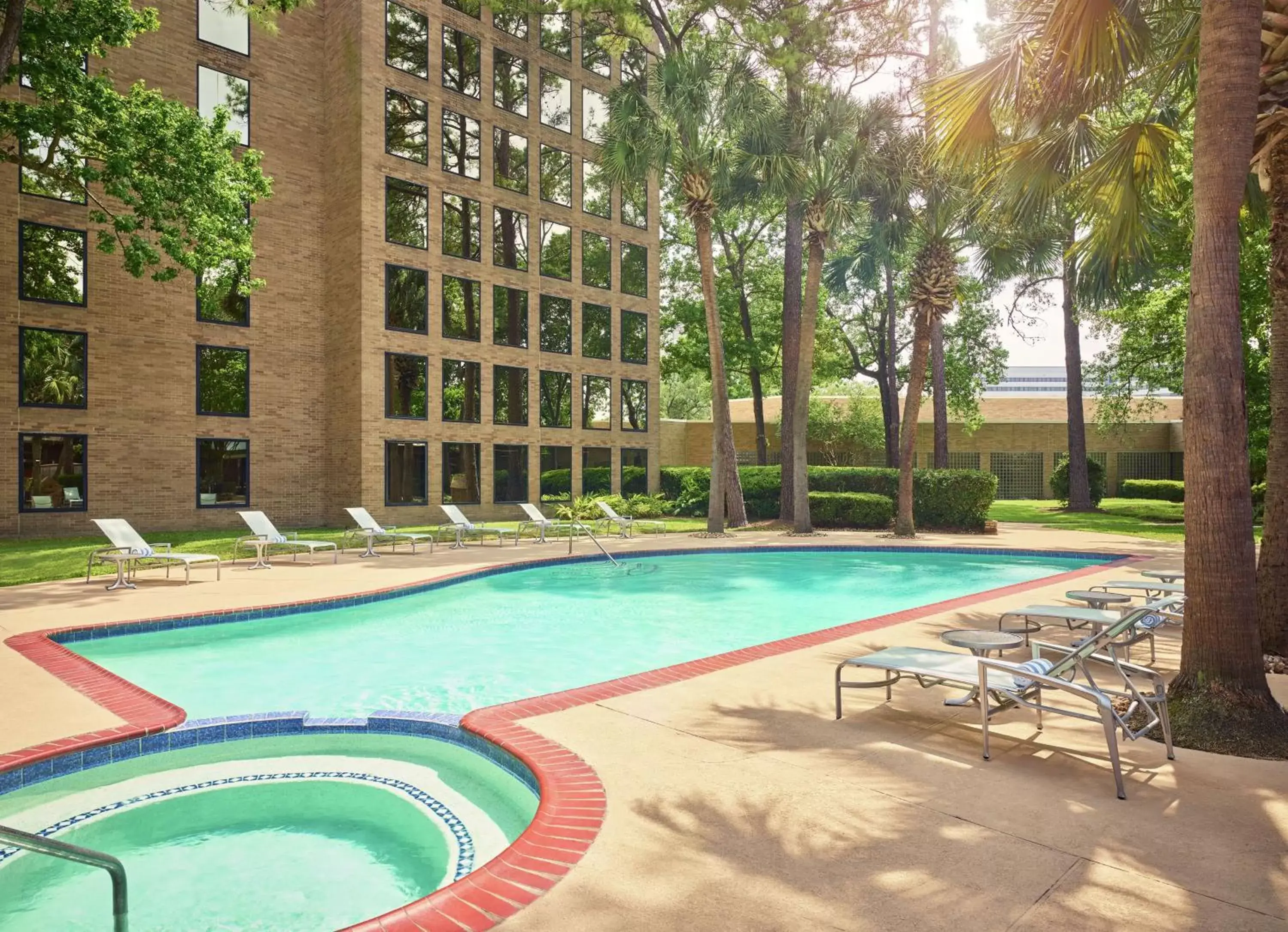 Pool view, Swimming Pool in DoubleTree by Hilton Houston Intercontinental Airport