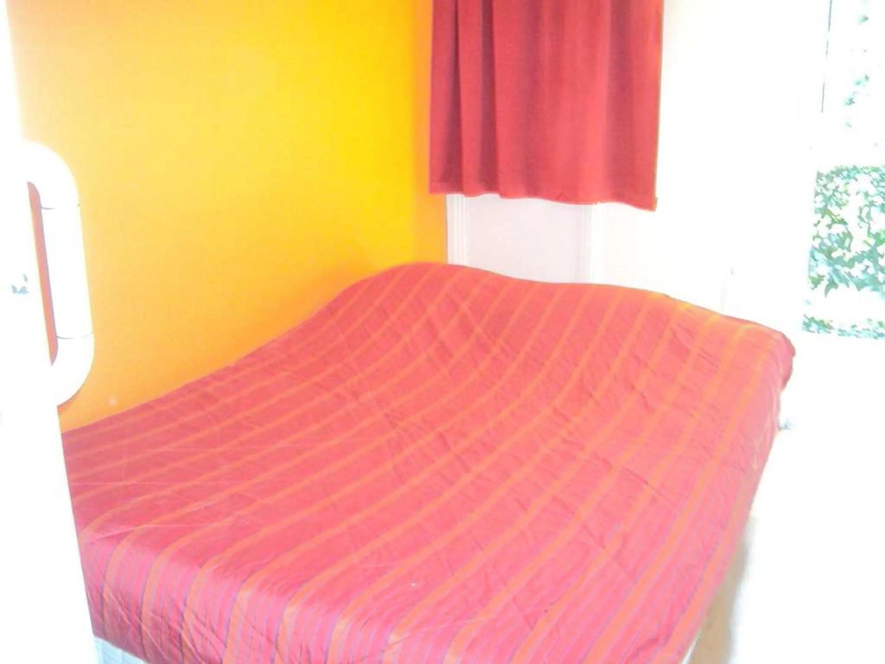 Bed in Premiere Classe St Etienne Nord Villars