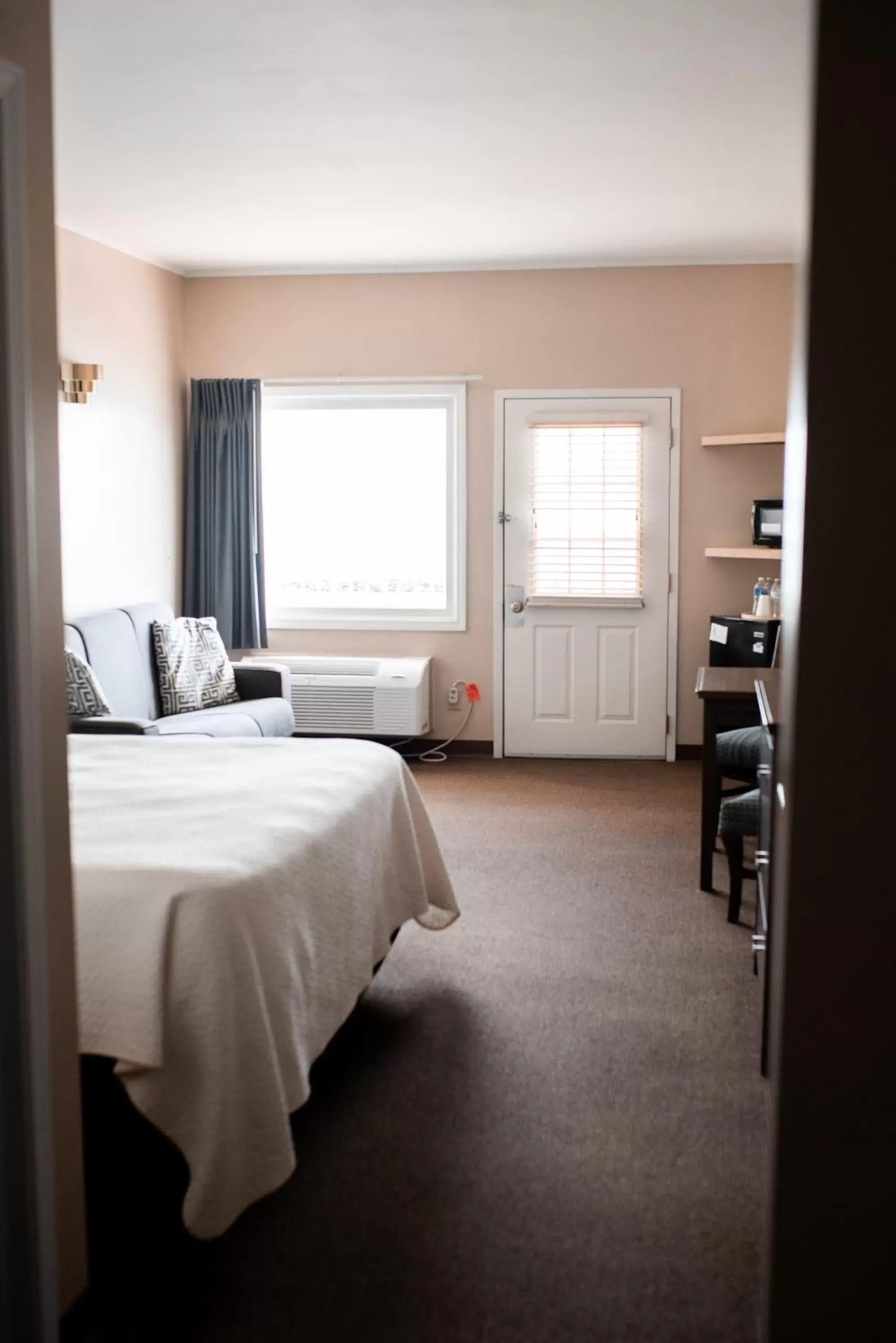 Bedroom in West Bank Inn