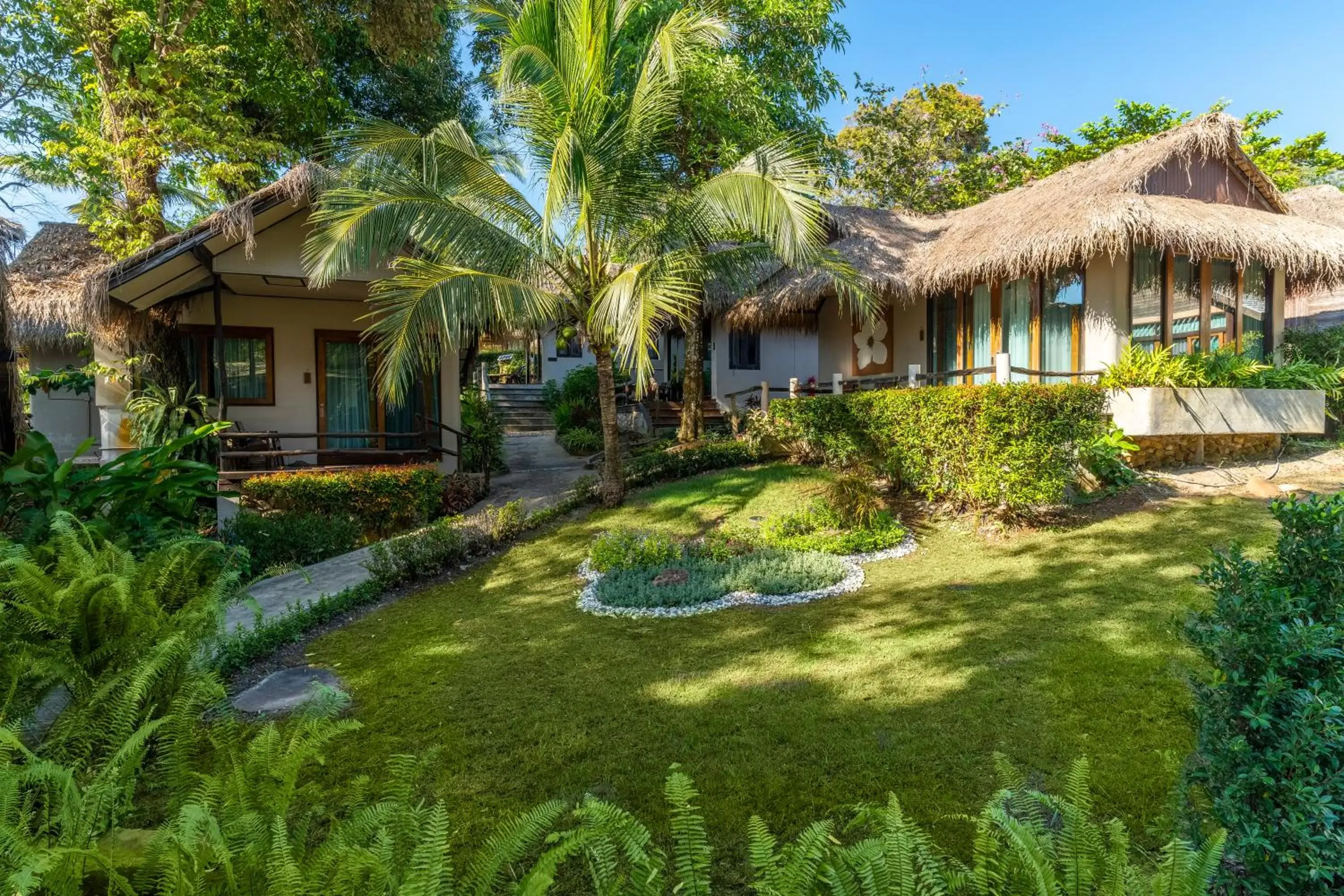 Garden, Property Building in The Beach Natural Resort Koh Kood