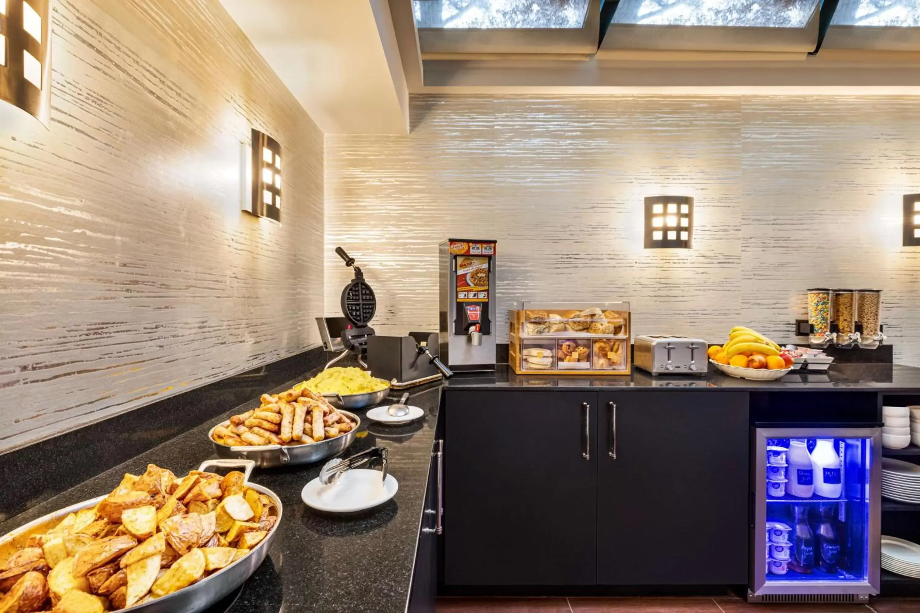 Breakfast in Inn at Great Neck Breakfast in Inn at Great Neck