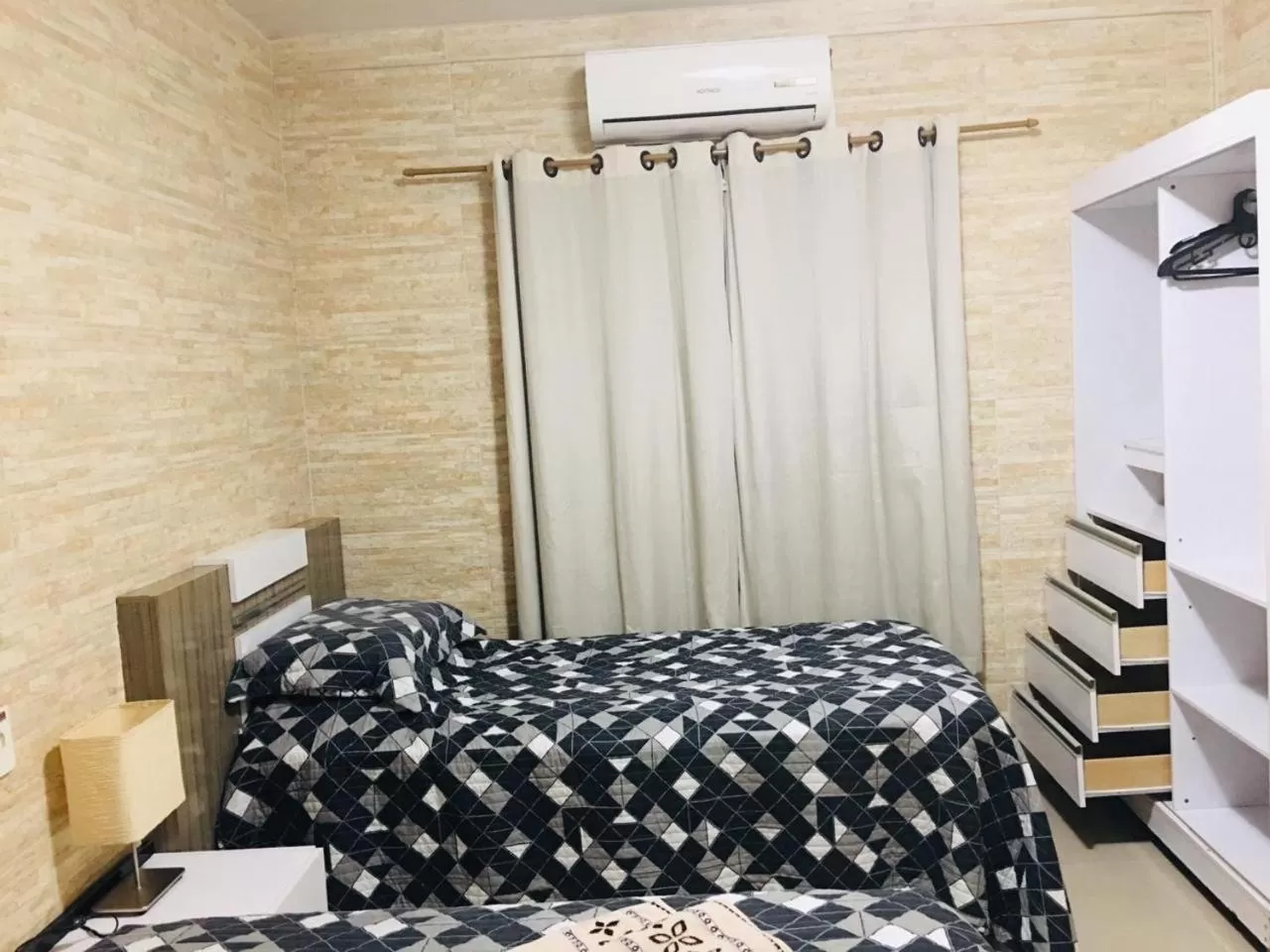 Photo of the whole room, Bed in Hotel das Palmas