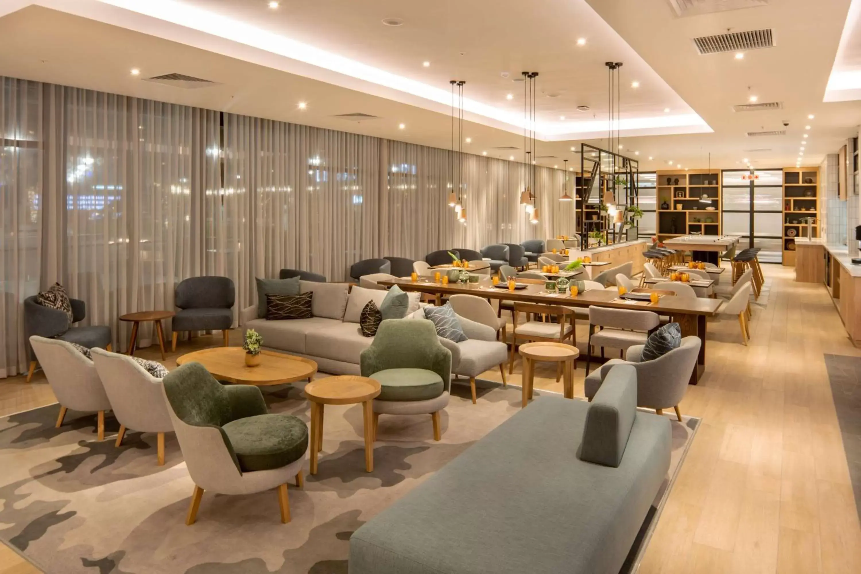 Restaurant/places to eat in Hilton Garden Inn Umhlanga Arch