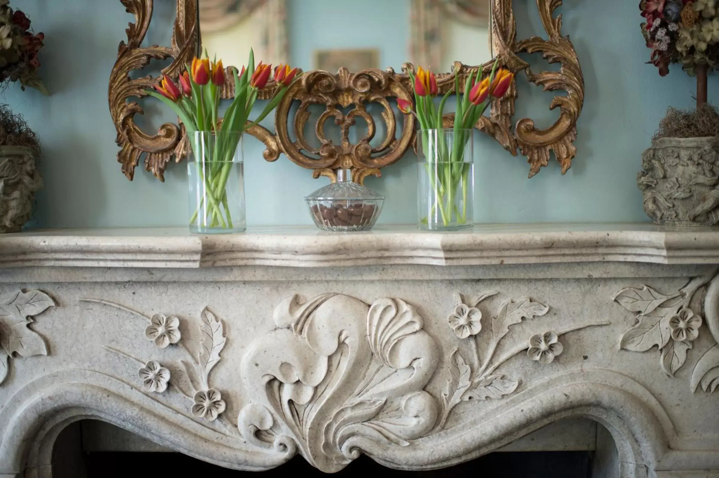 Decorative detail in Barksdale House Inn