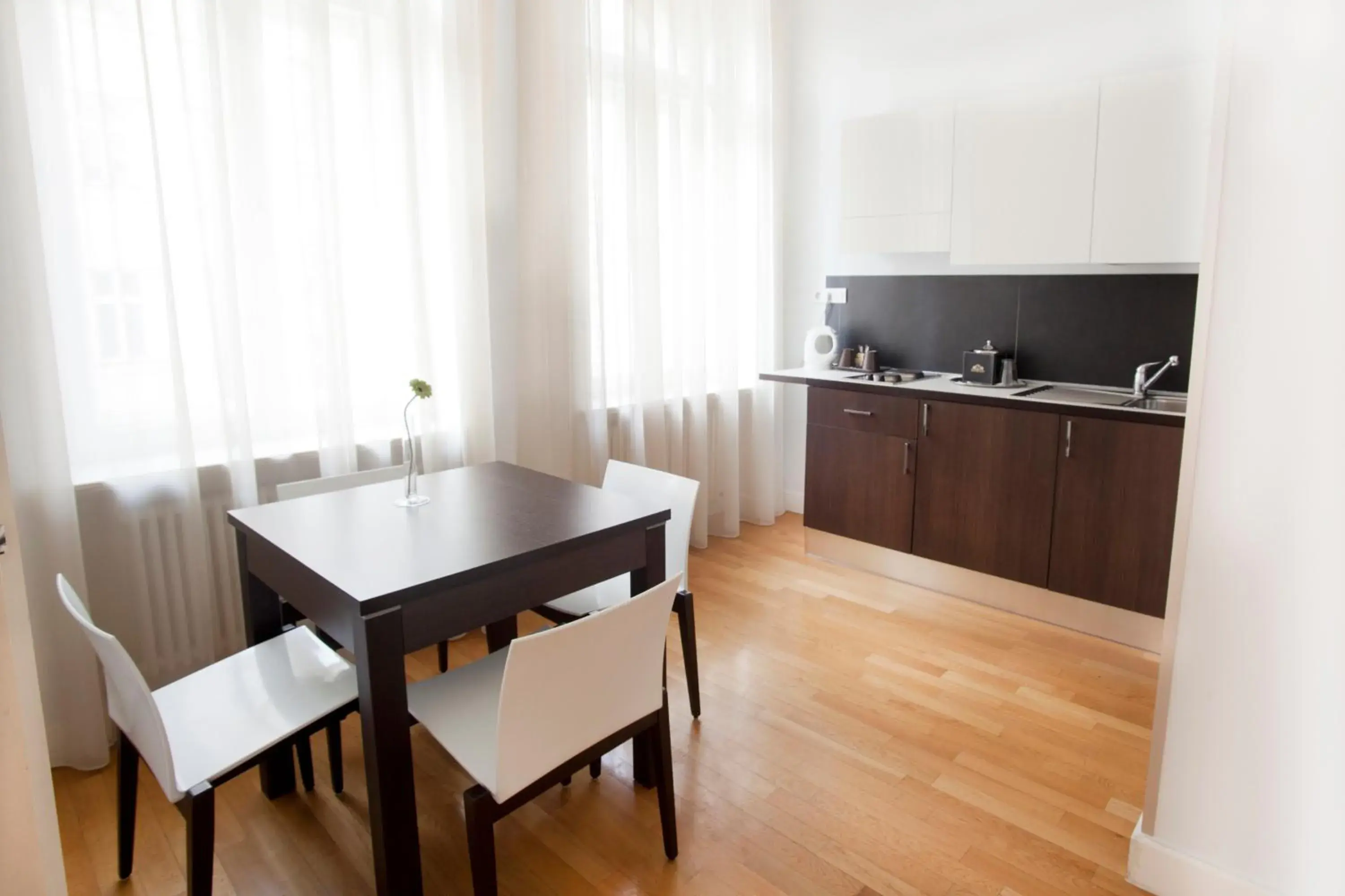 Kitchen or kitchenette in Deminka Palace Kitchen or kitchenette in Deminka Palace