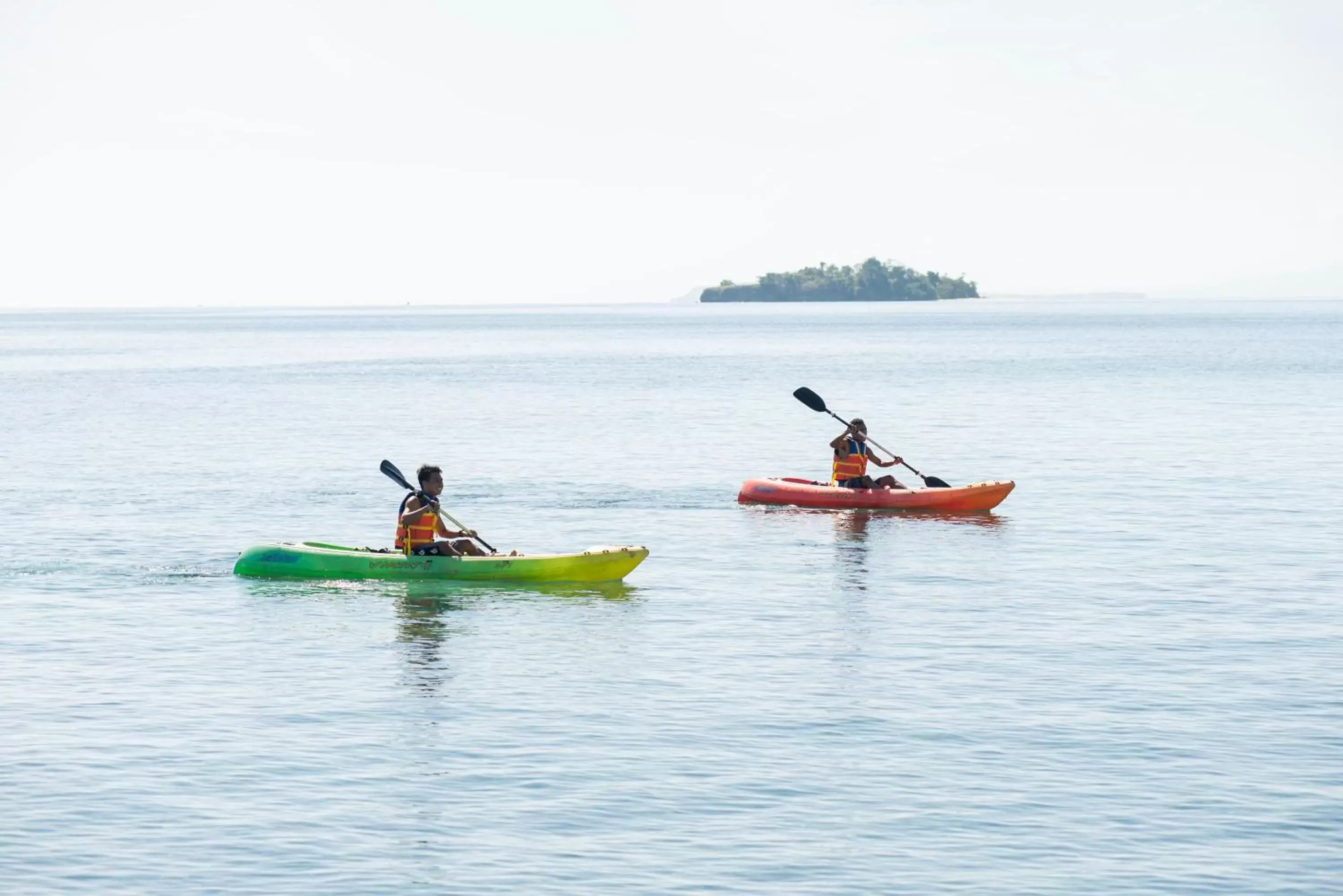 Activities, Canoeing in The Seraya Resort Komodo