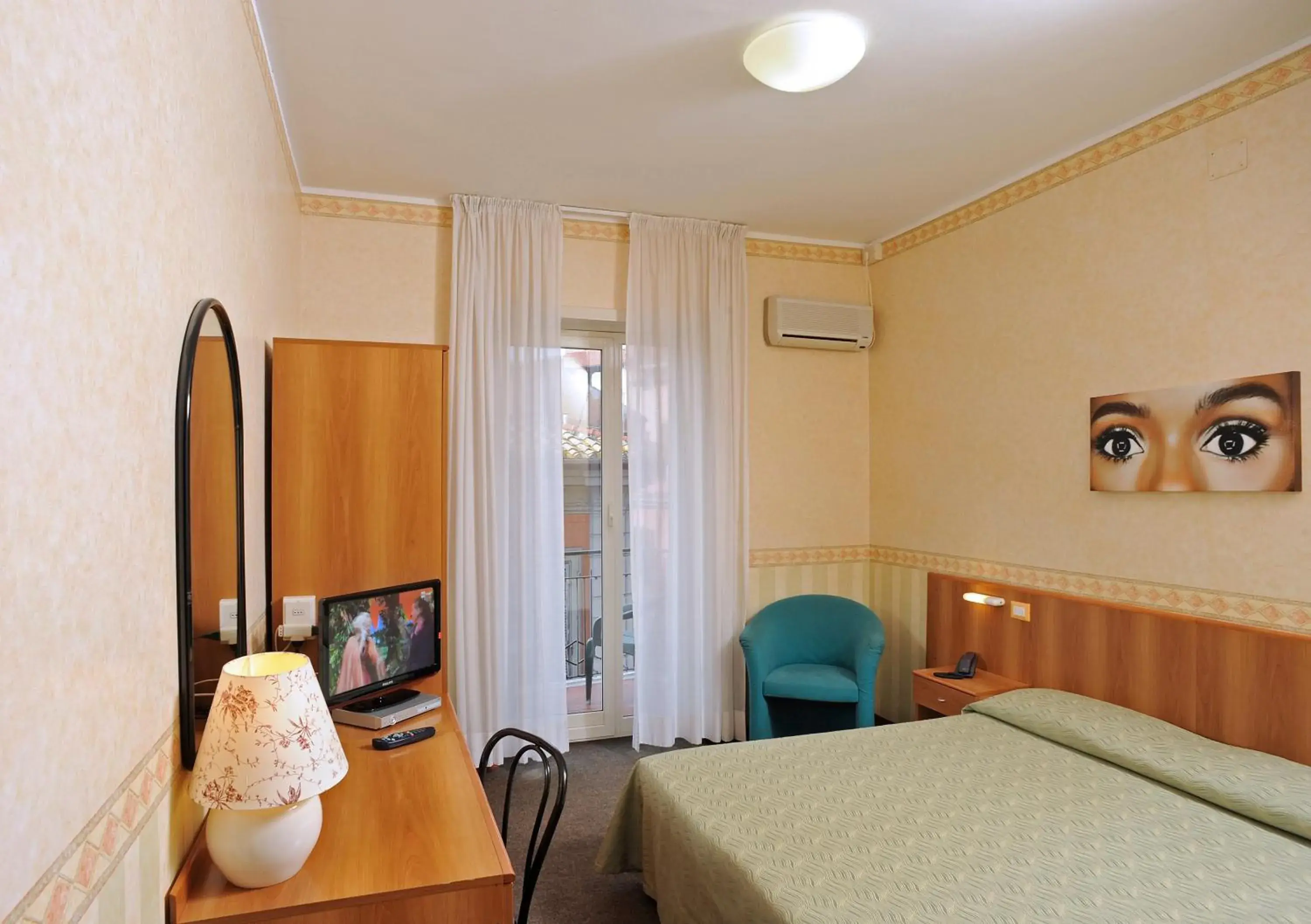 Photo of the whole room, Bed in Tuscia Hotel