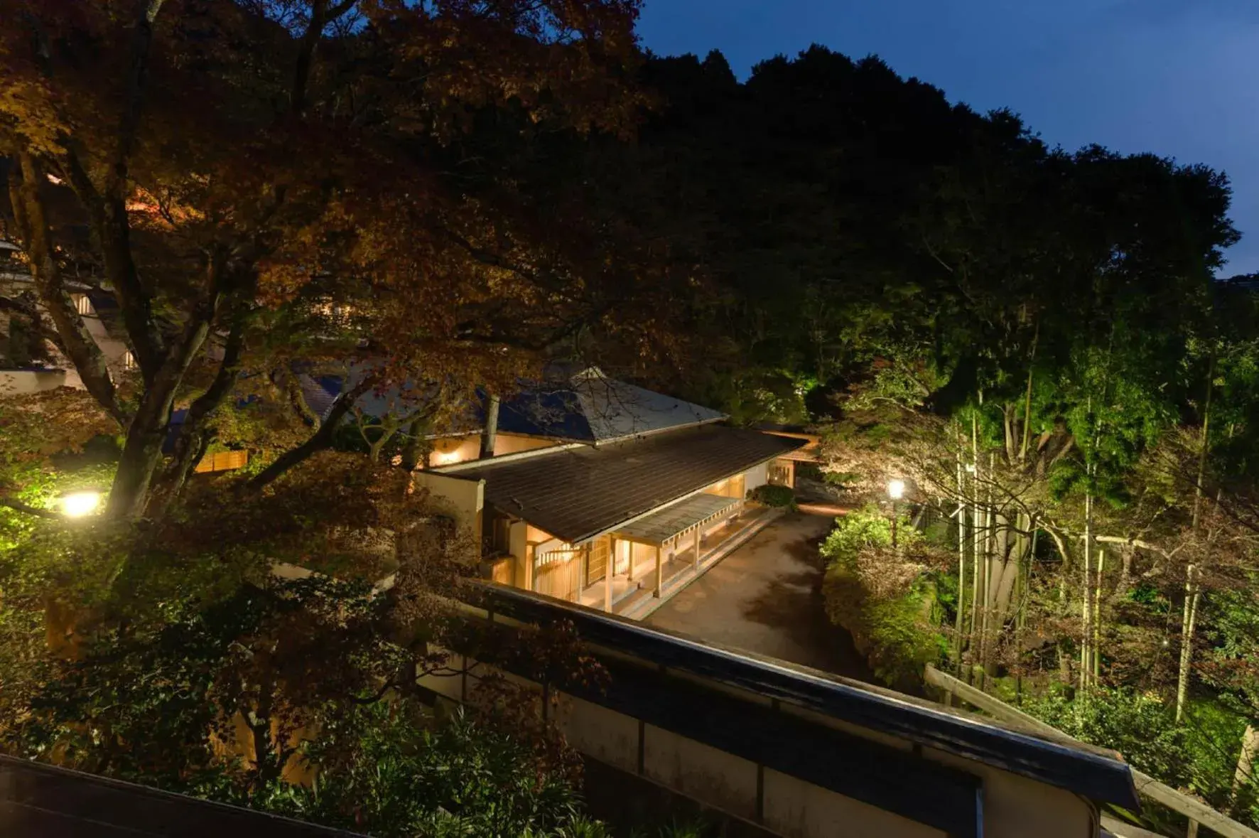 Facade/entrance in Tsubaki