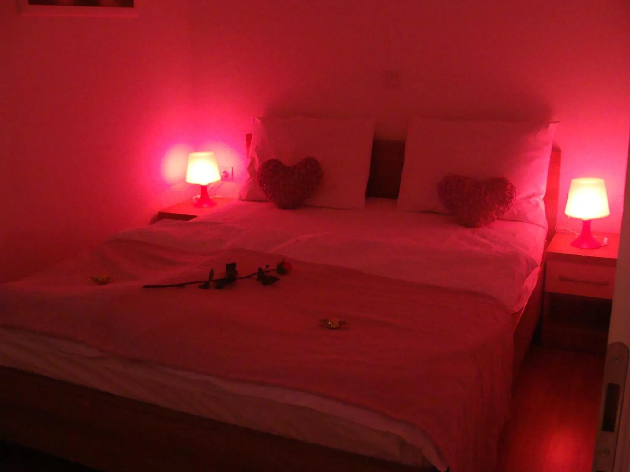 Photo of the whole room, Bed in Lugarnica
