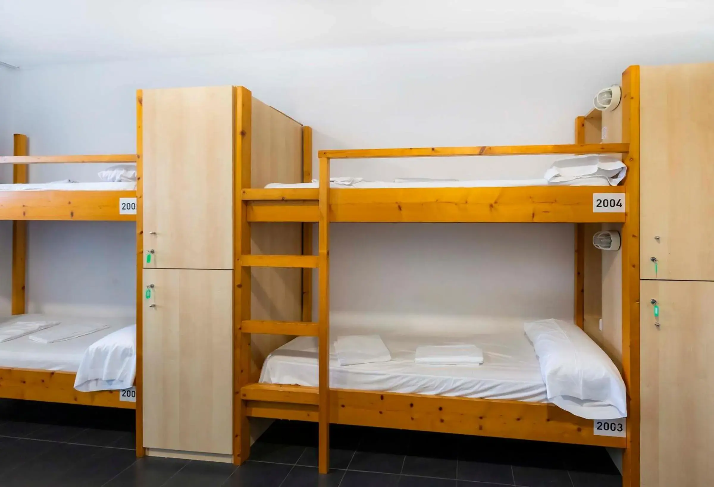 Bed, Bunk Bed in Inout