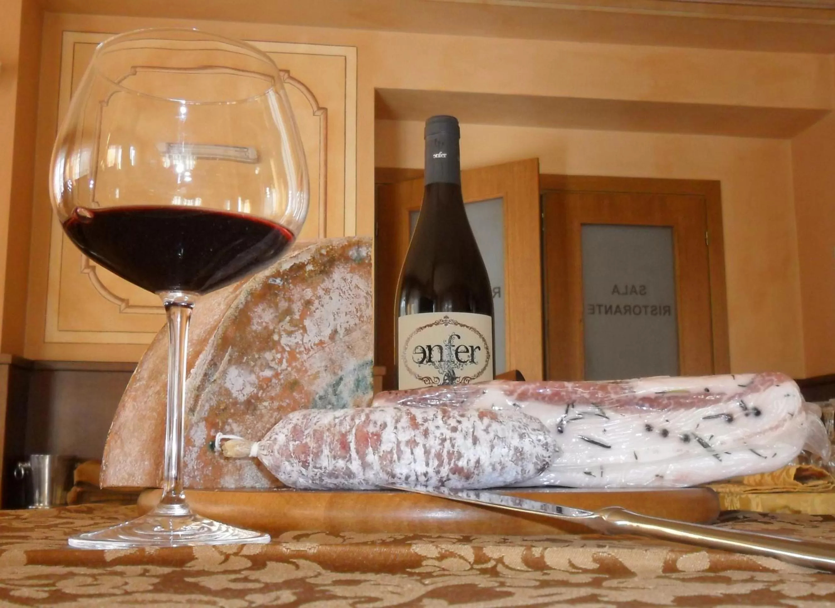 Food in Hotel Dama Bianca