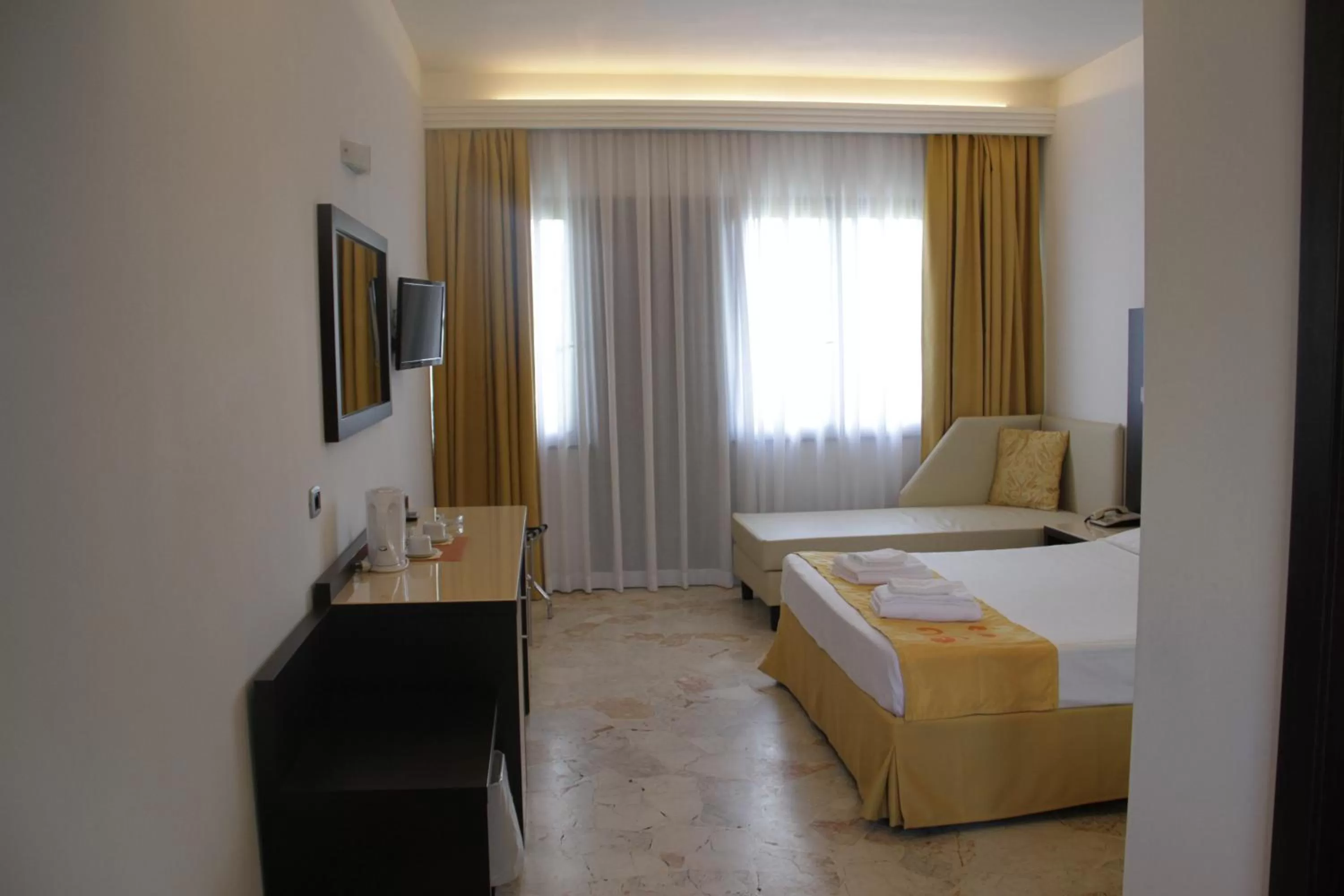 TV and multimedia, Bed in Hotel Boomerang