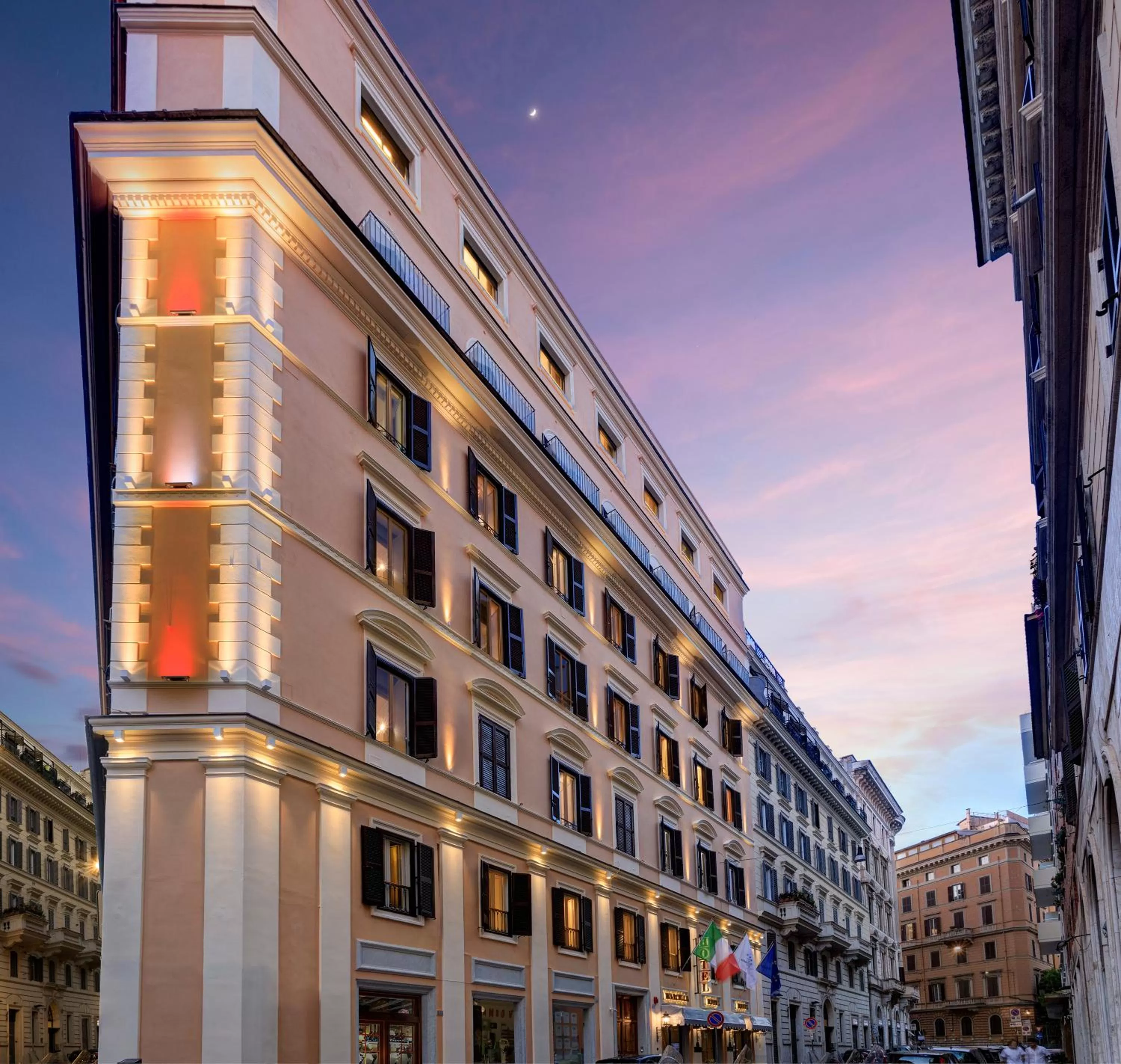 Facade/entrance in Marcella Royal Hotel - Rooftop Garden