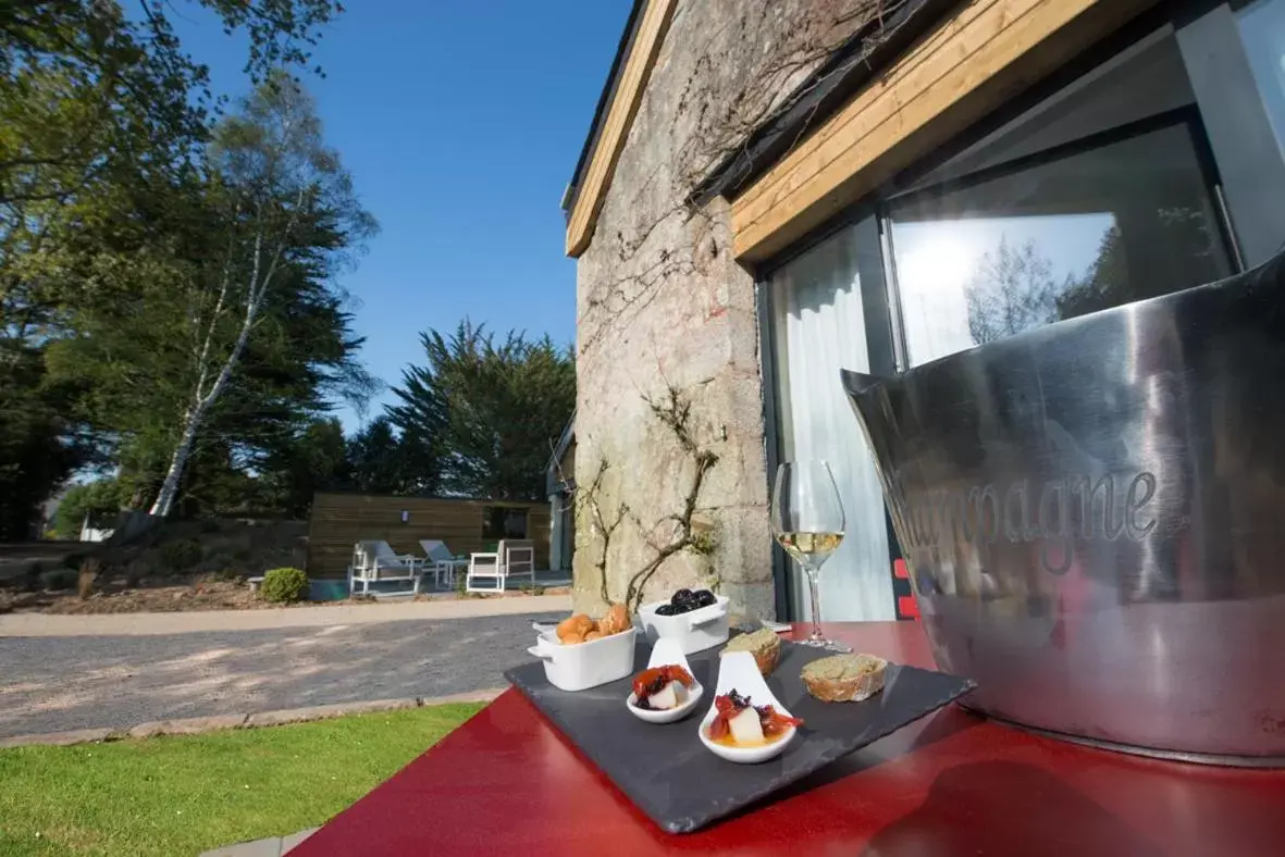 Food close-up in Manoir des Eperviers