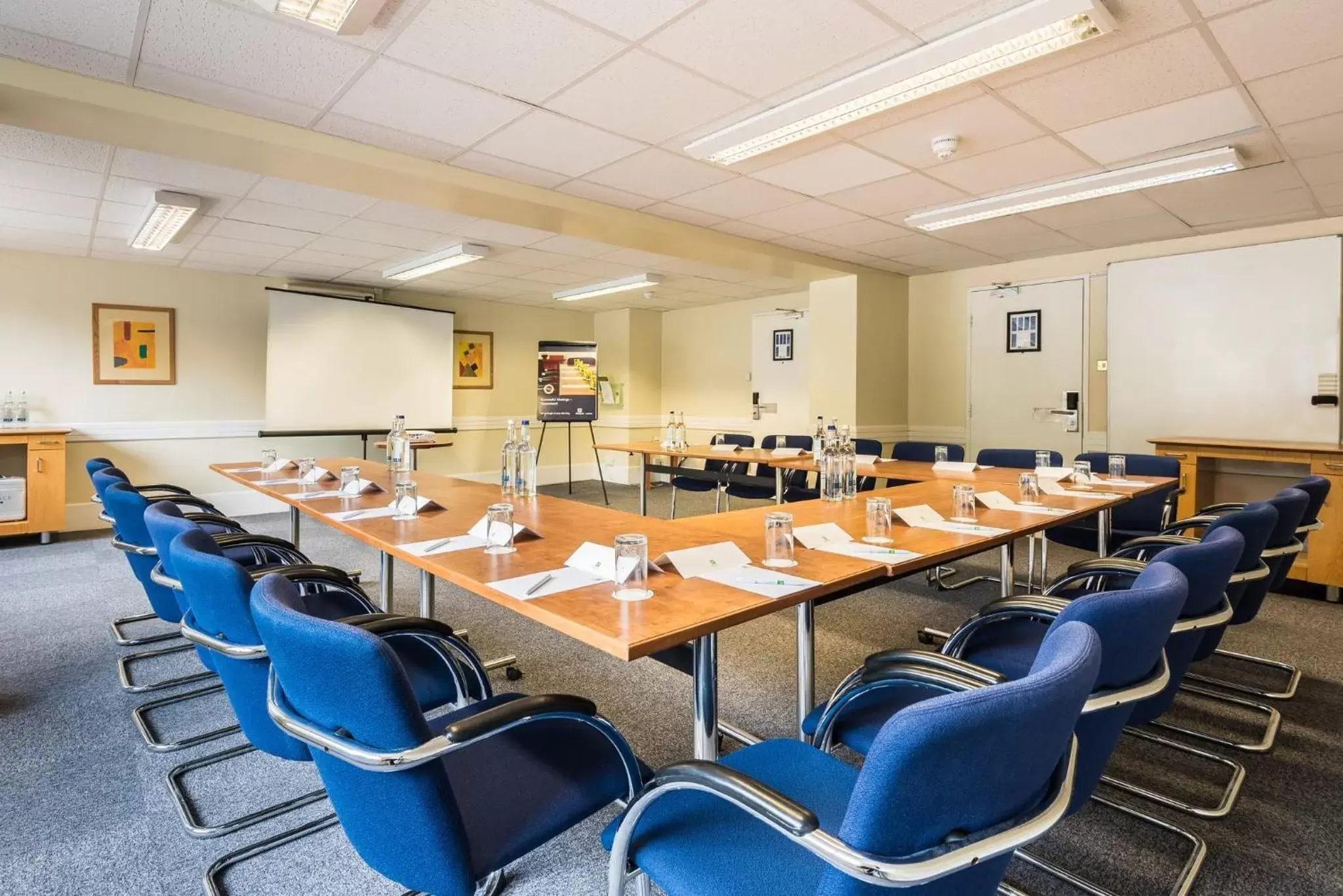 Meeting/conference room in Holiday Inn Lancaster, an IHG Hotel