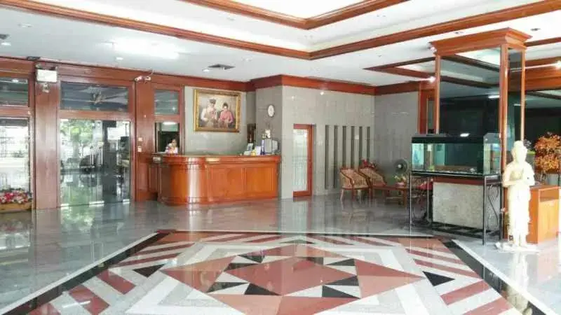 Lobby or reception in Poonchock Mansion