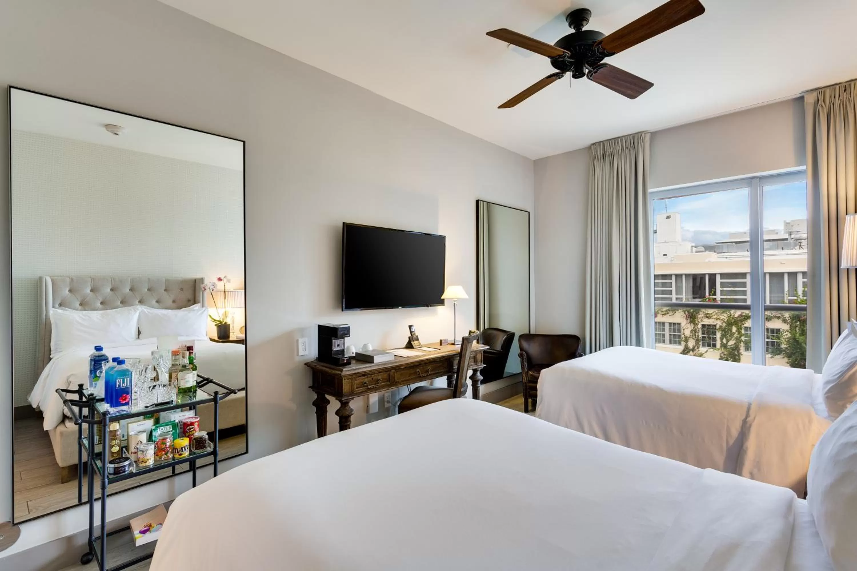 TV and multimedia, Bed in The Plymouth South Beach