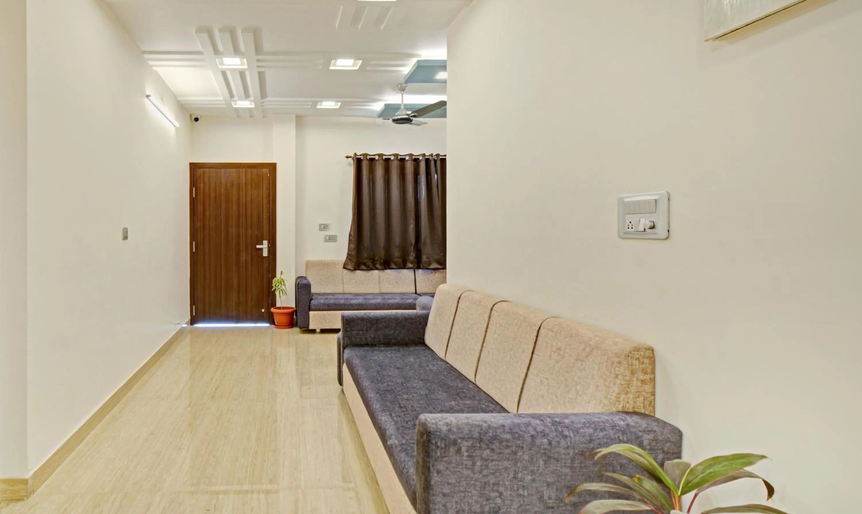 Seating area in Treebo Paras Raj Near City Palace