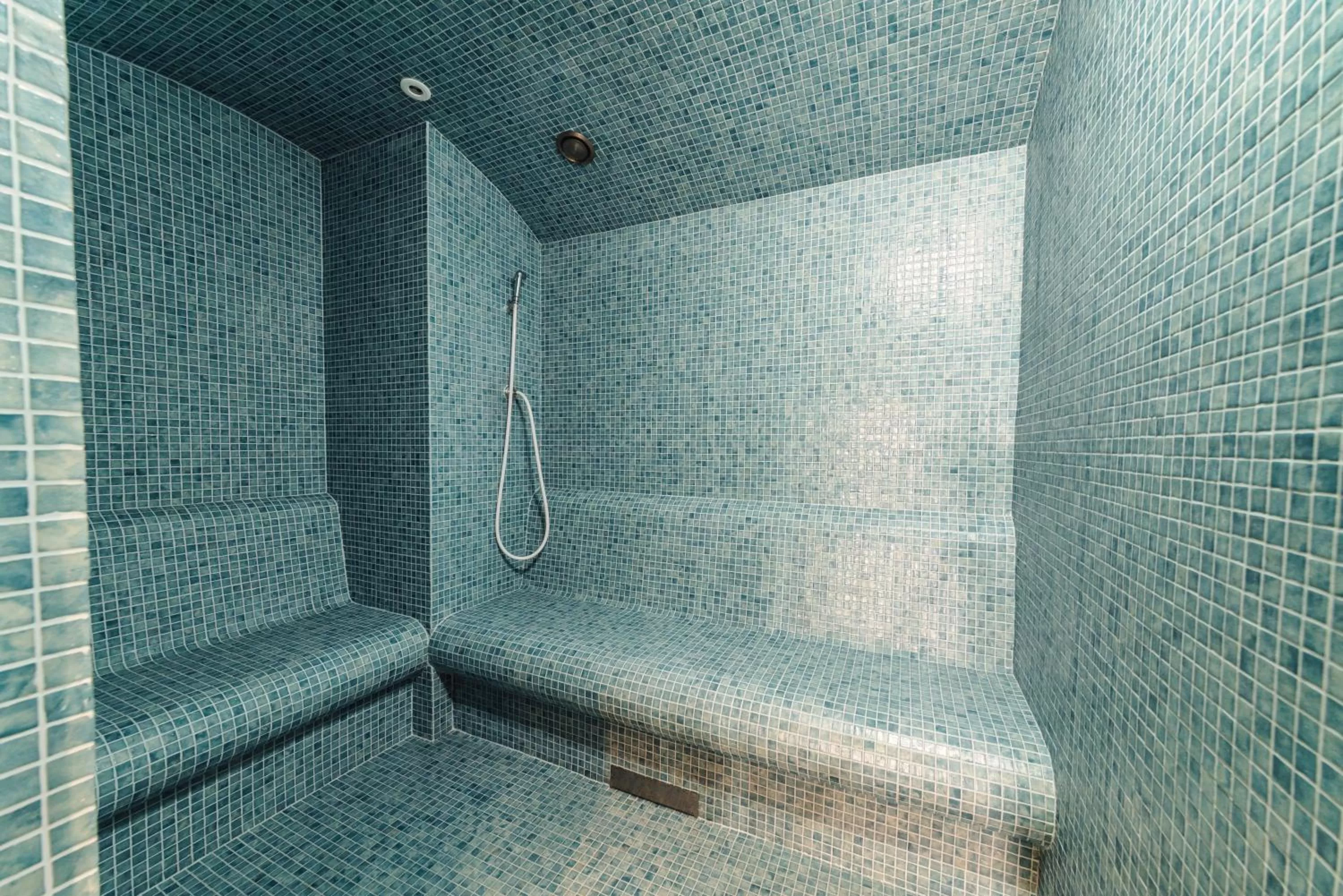 Spa and wellness centre/facilities in Holiday Inn Bucharest - Times by IHG