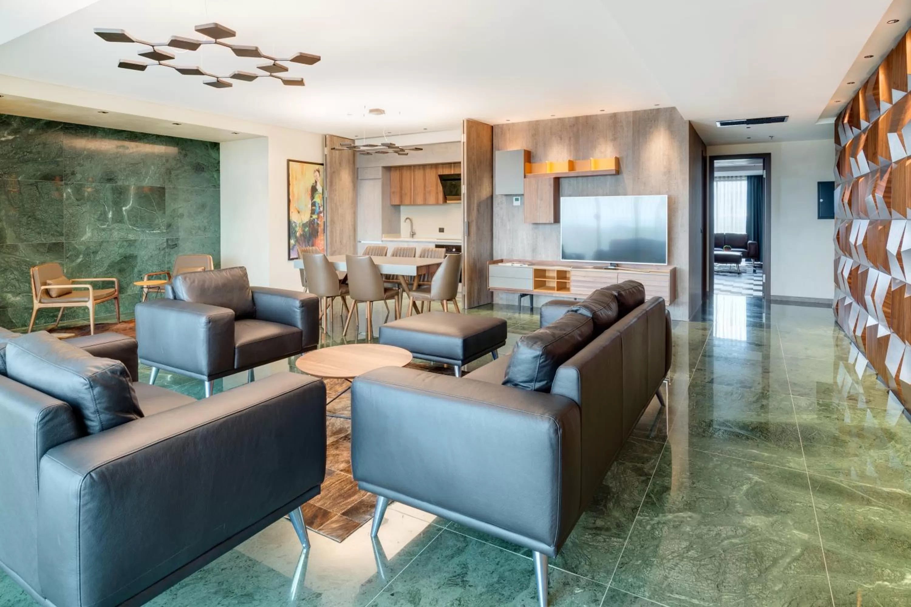 Living room in Emerald Hotel