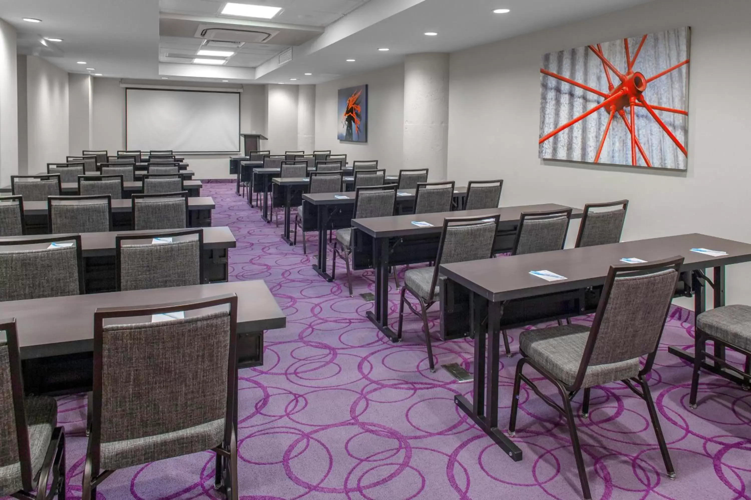 Meeting/conference room in TownePlace Suites by Marriott Dallas Downtown
