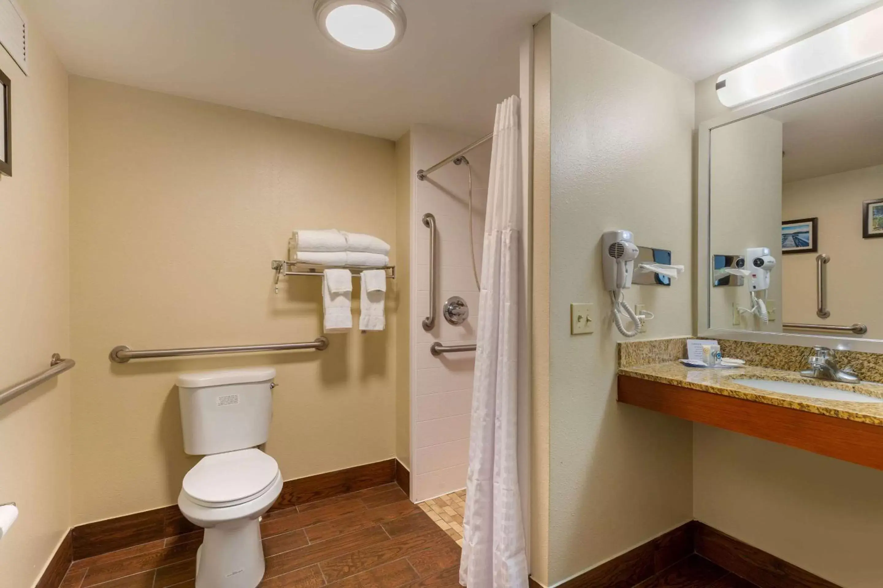 Bathroom in Comfort Inn & Suites