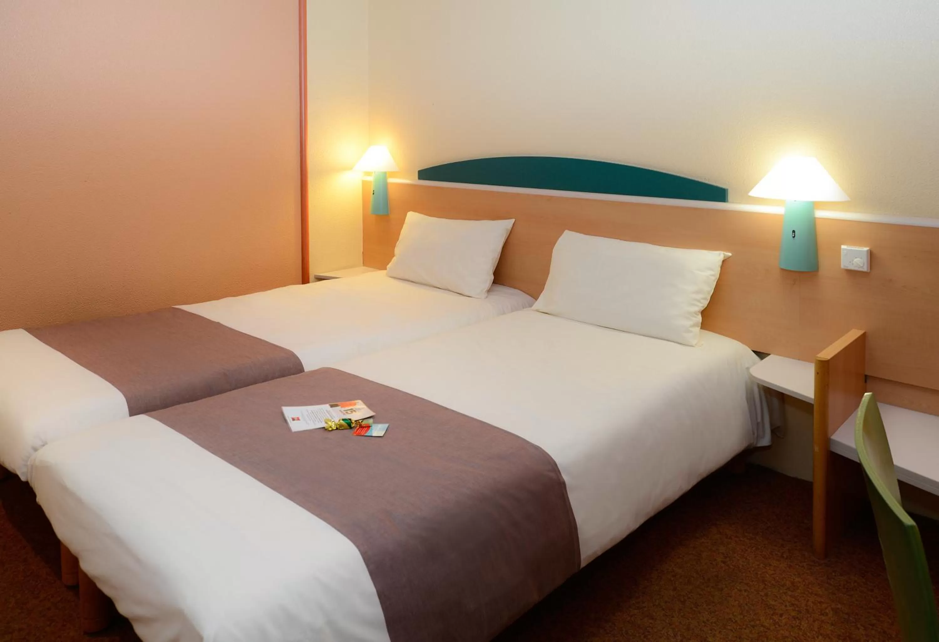 Bed in ibis Charleroi Centre Gare