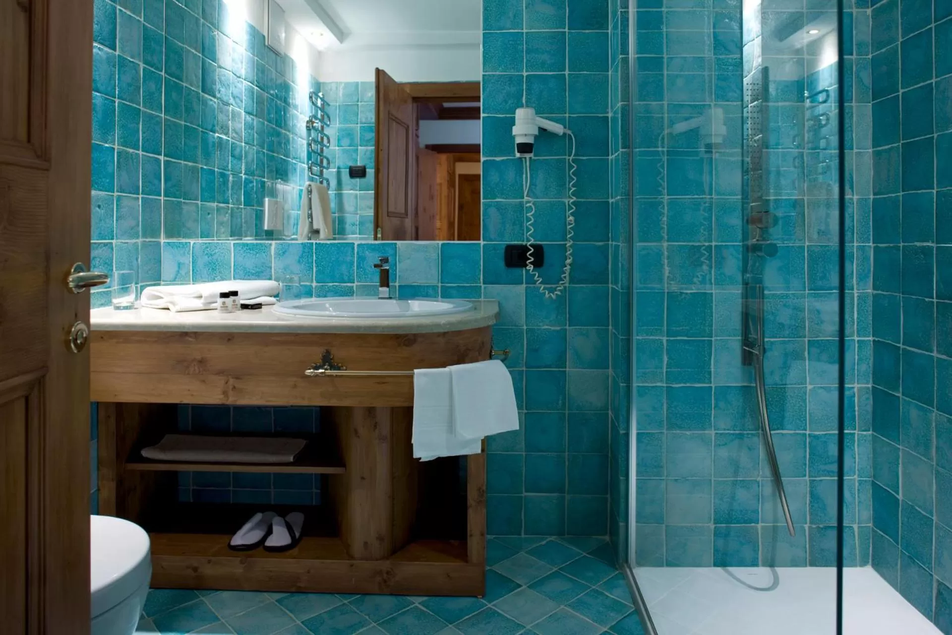 Bathroom in Hotel Cortina