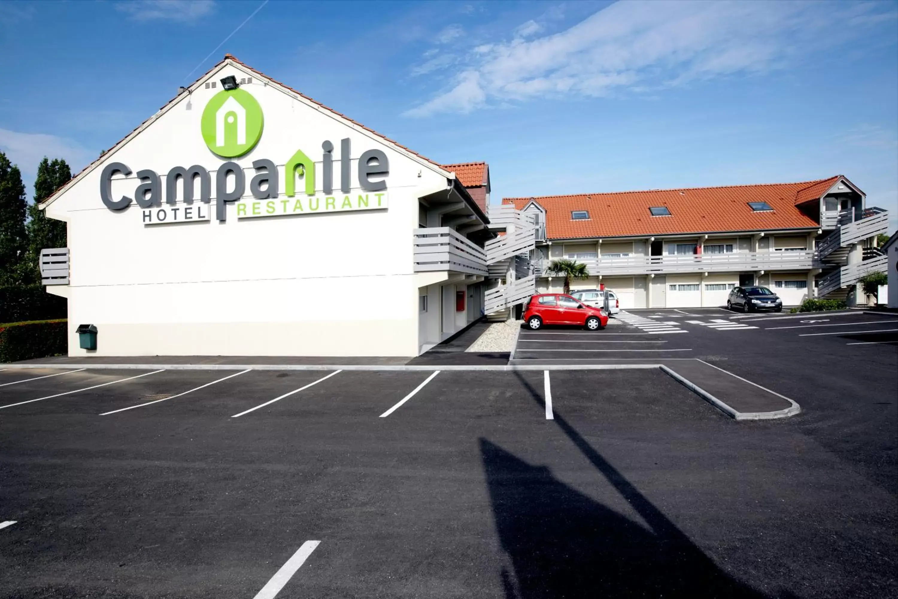 Property Building in Campanile Lyon Bron Eurexpo