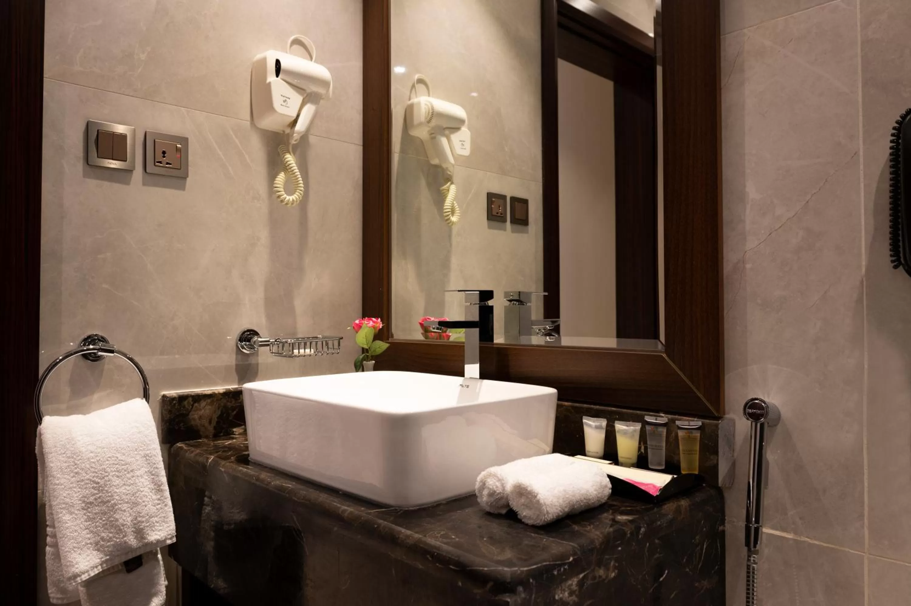 mawasim al hay at hotel